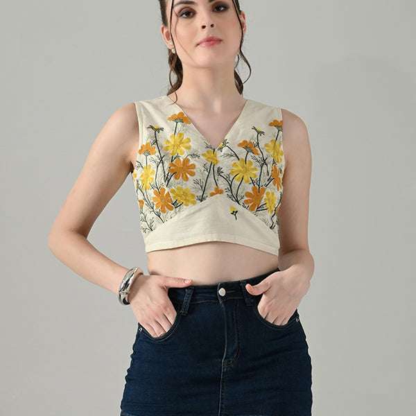 Myshka Women Off White Multicolor Thread Embroidered Saree Blouse