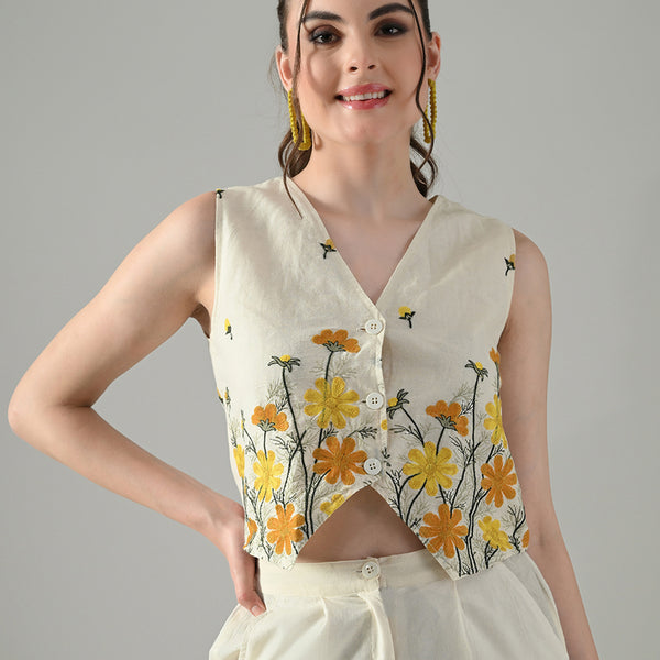 Myshka Women Off White Multicolor Thread Embroidered Waistcoat