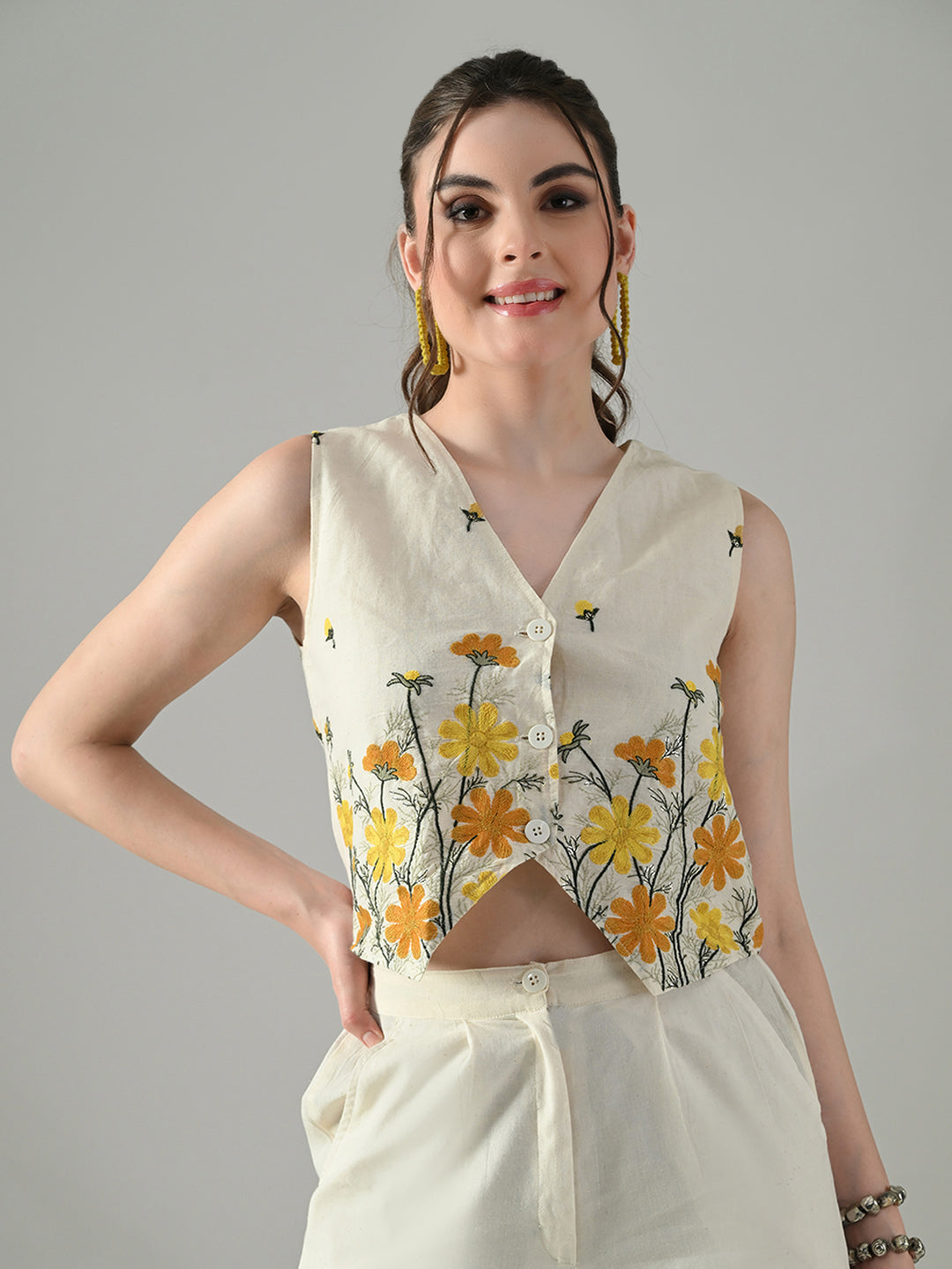 Myshka Women Off White Multicolor Thread Embroidered Waistcoat - Distacart