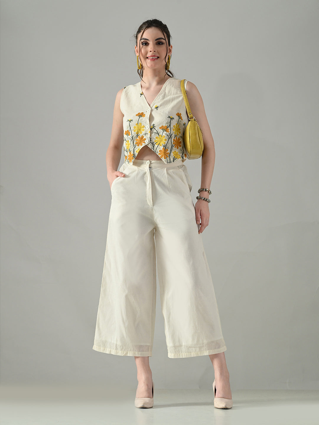 Myshka Women Off White Multicolor Thread Embroidered Waistcoat