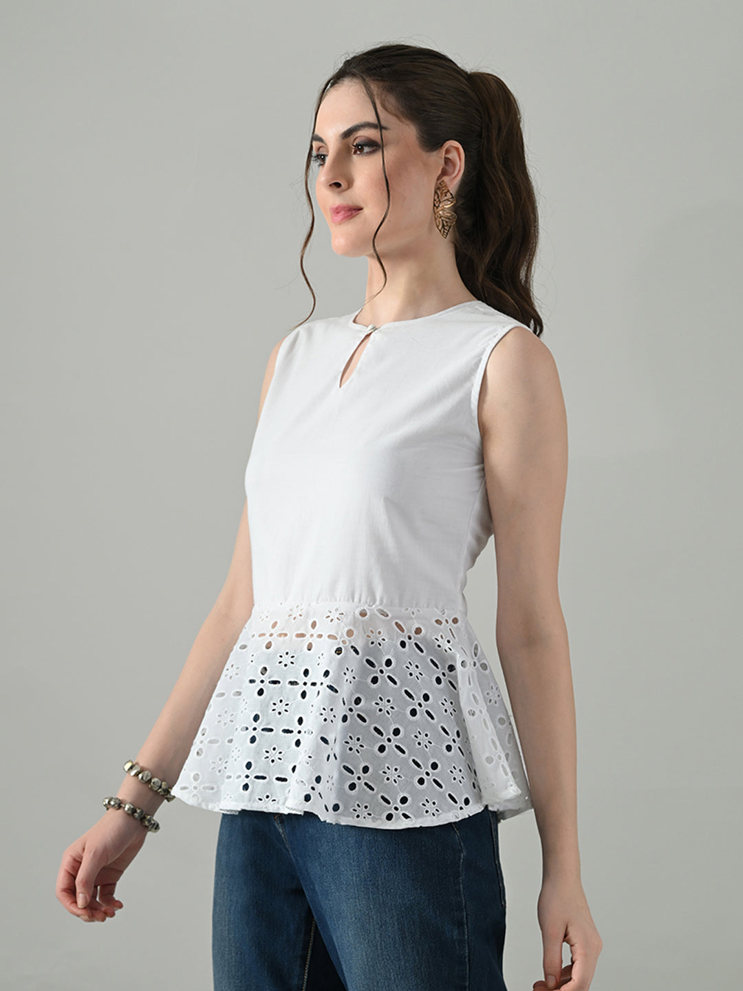 Myshka Women White Sleeveless Peplum Top Schiffli Work