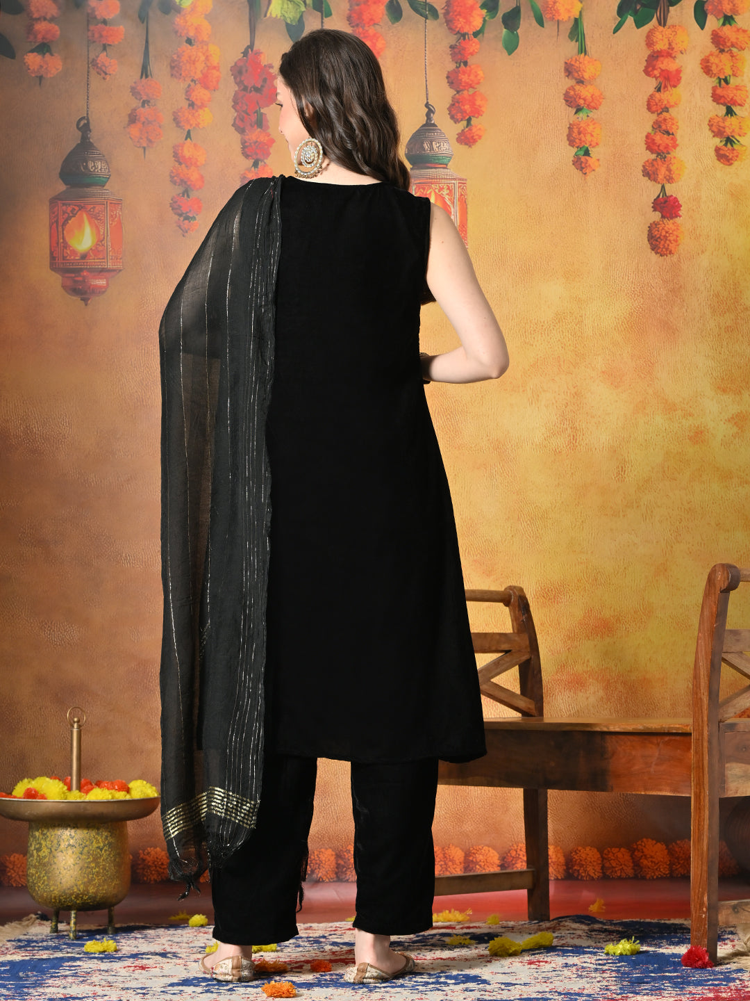 Myshka Women Black Velvet Embroidered Yoke Sleeveless Kurta Set with Dupatta
