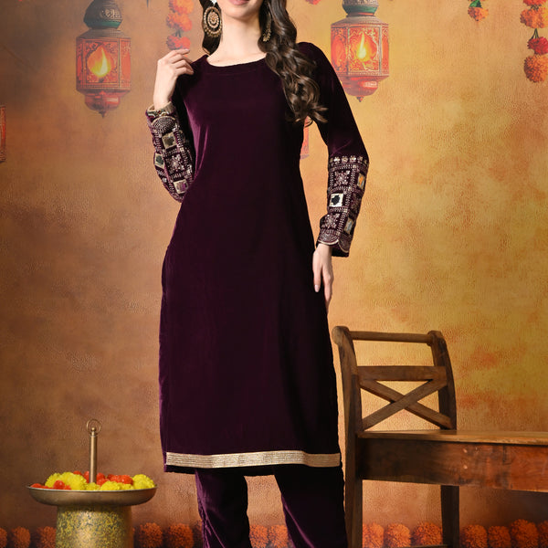 Myshka Women Wine Velvet Embroidered Regular Sleeves Kurta Set