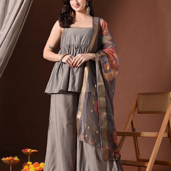 Myshka Women Grey Longline Sleeveless Kurta with Trouser & Dupatta - Distacart