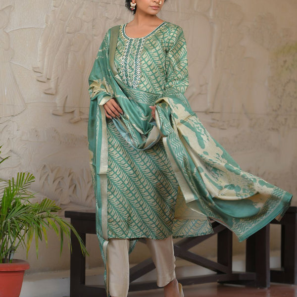 Vaasva Women's Dark Green Green Silk Digital Printed Suit Set - Distacart