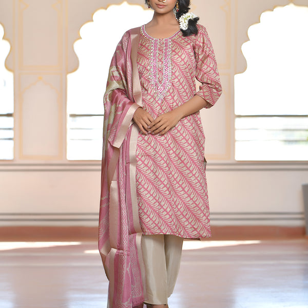 Vaasva Women's Pale Pink Silk Digital Printed Suit Set - Distacart