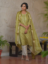 Thumbnail for Vaasva Women's Parrot Green Silk Digital Printed Suit Set