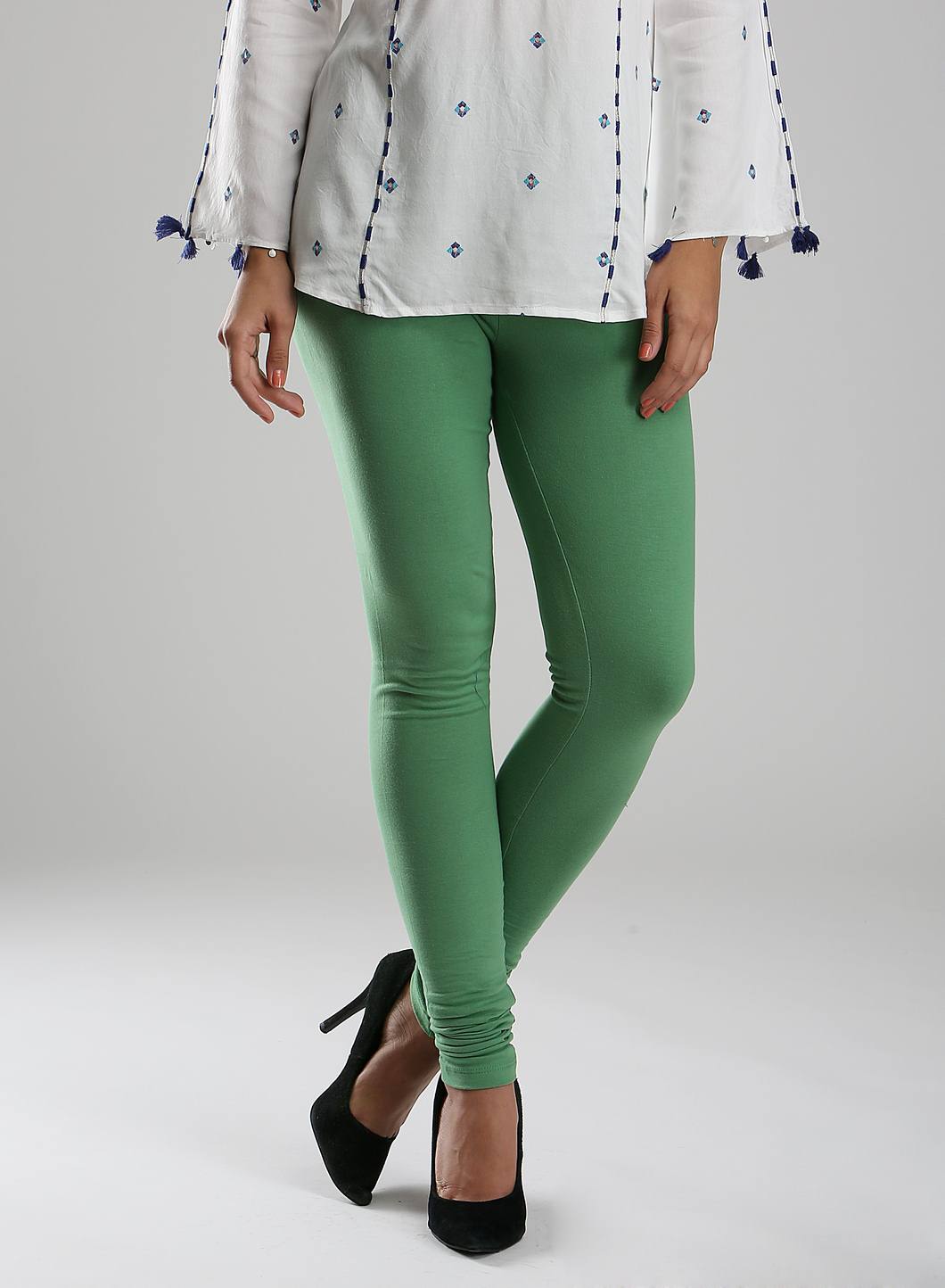 https://cdn.shopify.com/s/files/1/0722/3148/5636/files/17AU094-47468_2_f342c9ba-0ce4-48b5-9fe2-3a6bffd637ea.jpg?v=1760472231