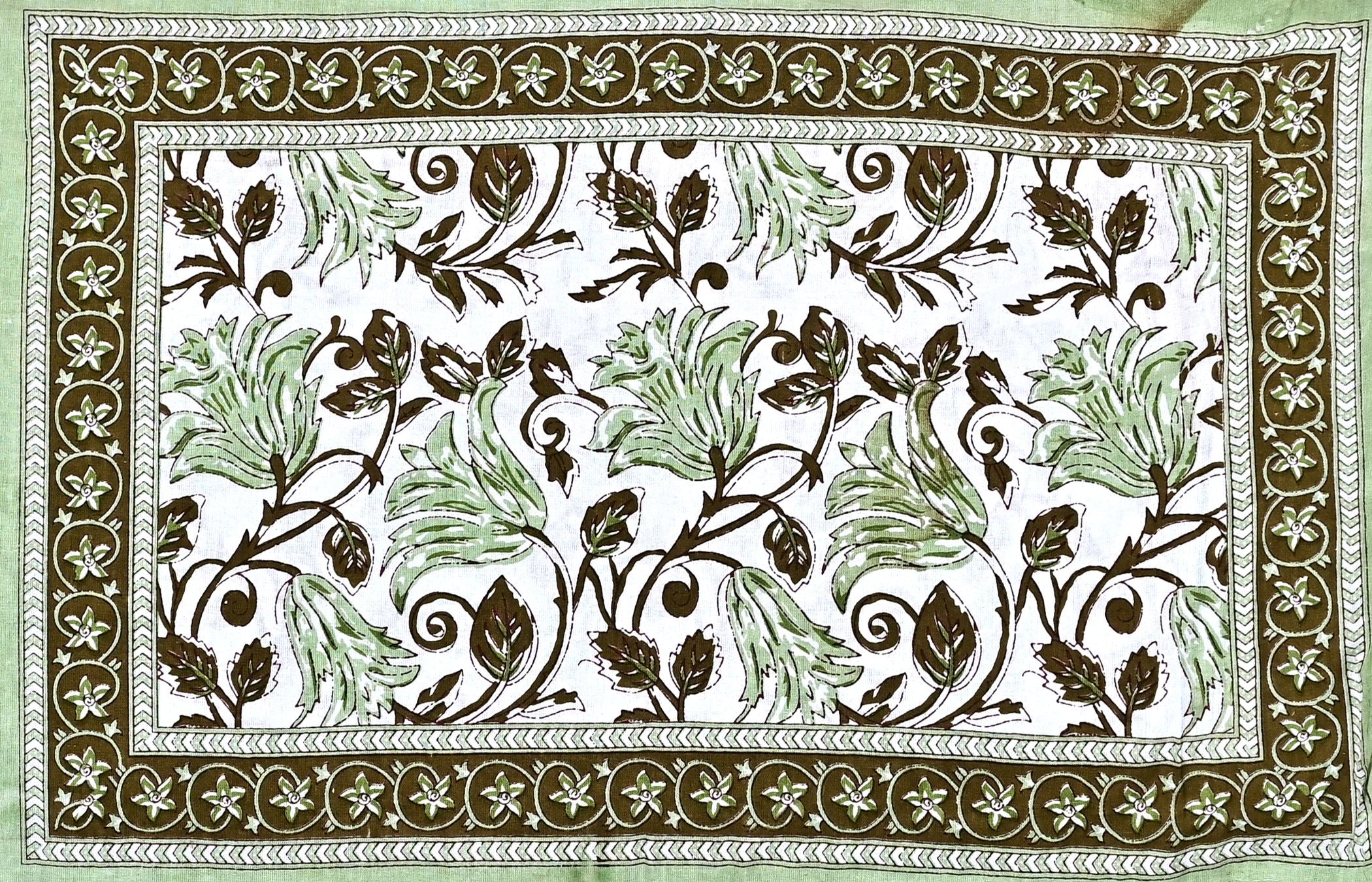 Green White Floral Printed Cotton 200TC King Bedsheet With 2 Zipper Pillow Covers - King Size by House of Ree - Distacart