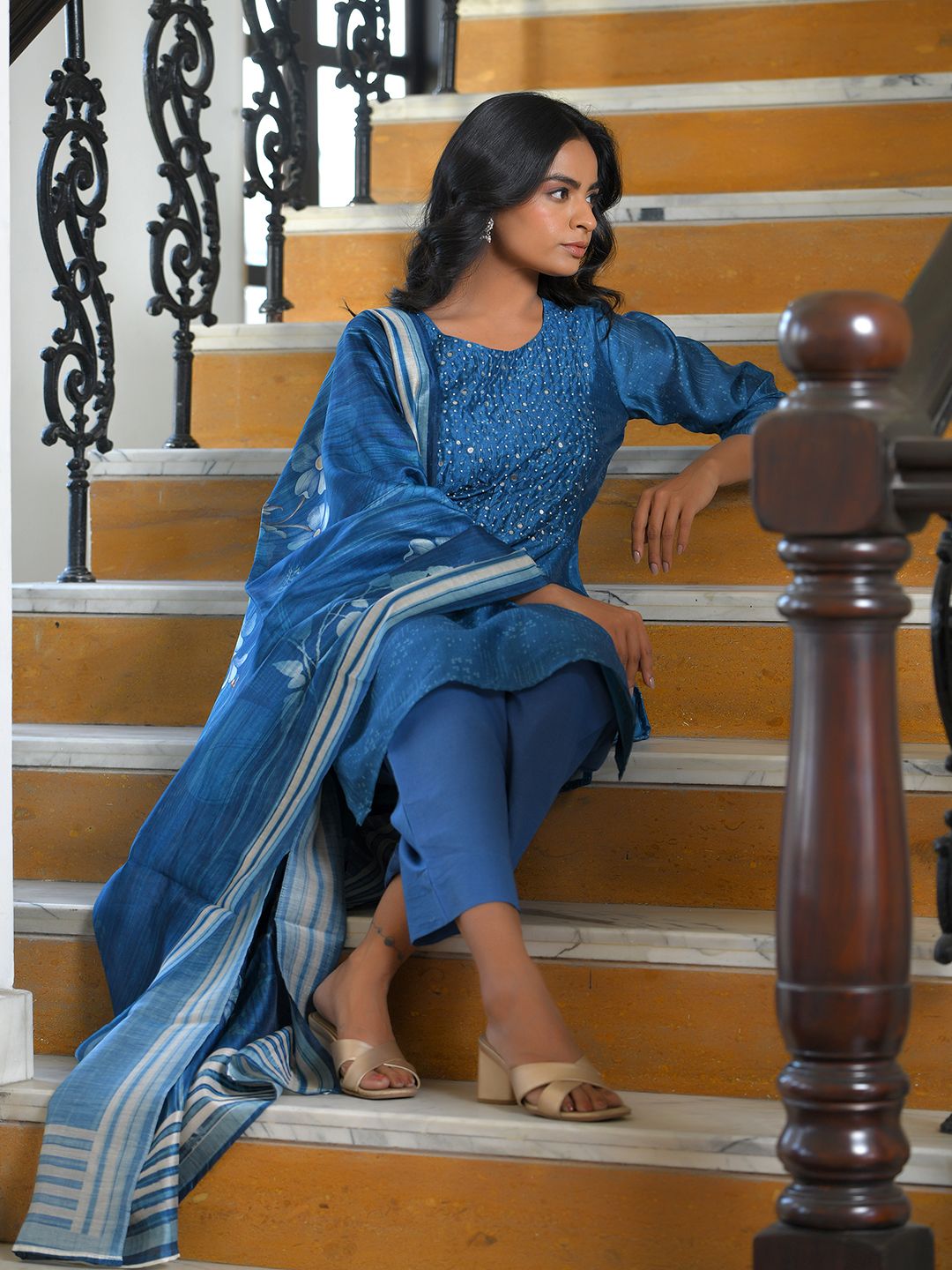 Vaasva Women's Indigo Muslin Digital Printed Suit Set - Distacart