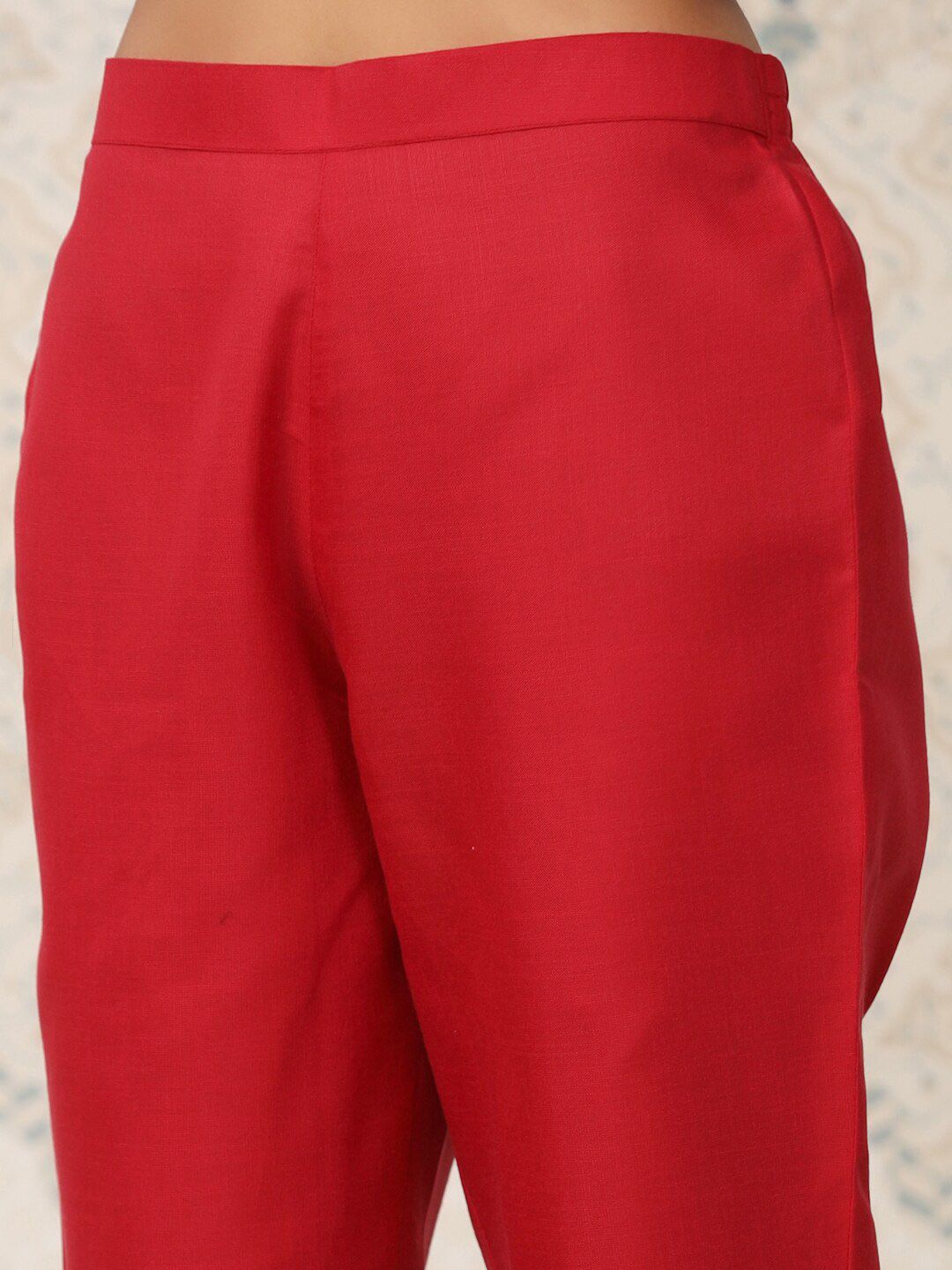Ode by House of Pataudi Ethnic Motifs Yoke Design Sequinned Kurta with Trousers - Distacart
