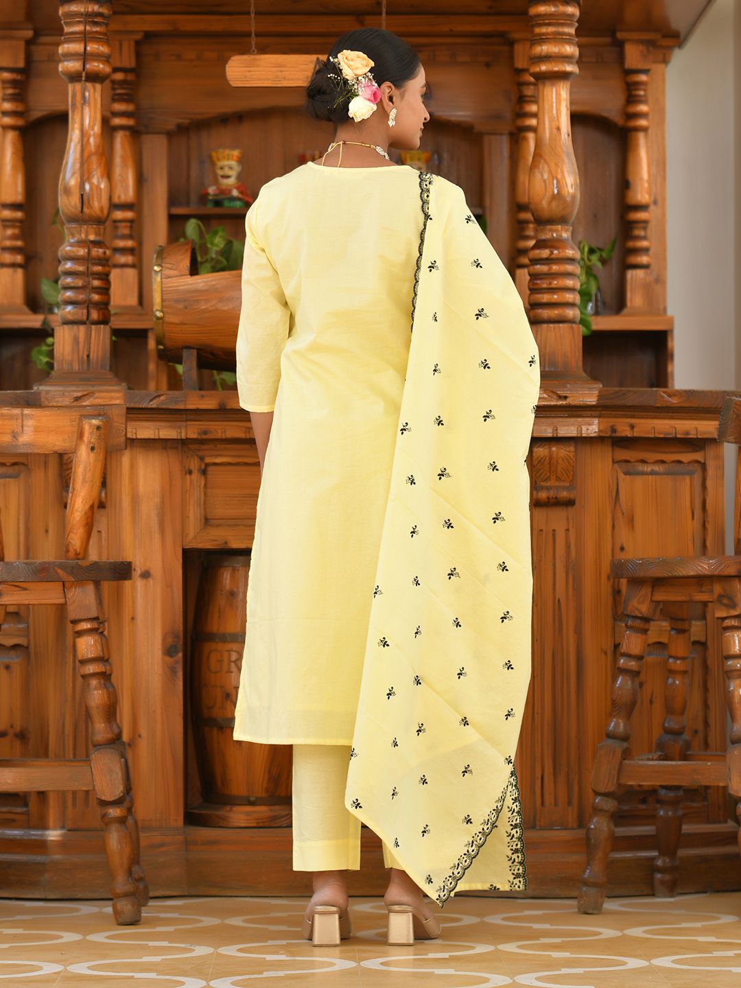 Vaasva Women's Cotton Solid Lemon Embroidered Suit Set - Distacart