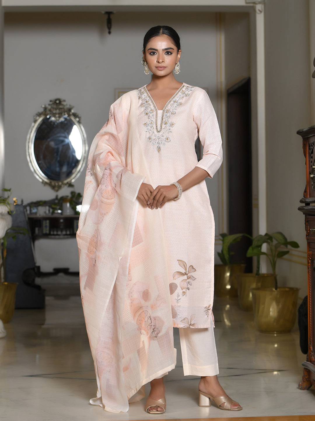 Vaasva Women's Peach Linen Suit Set With Printed Dupatta - Distacart