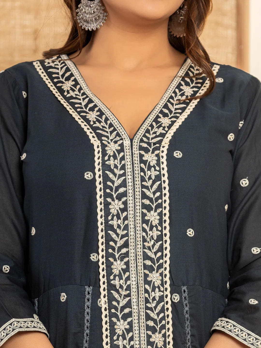 Yufta Navy Blue Cotton Embroidered Kurta Set With Dupatta