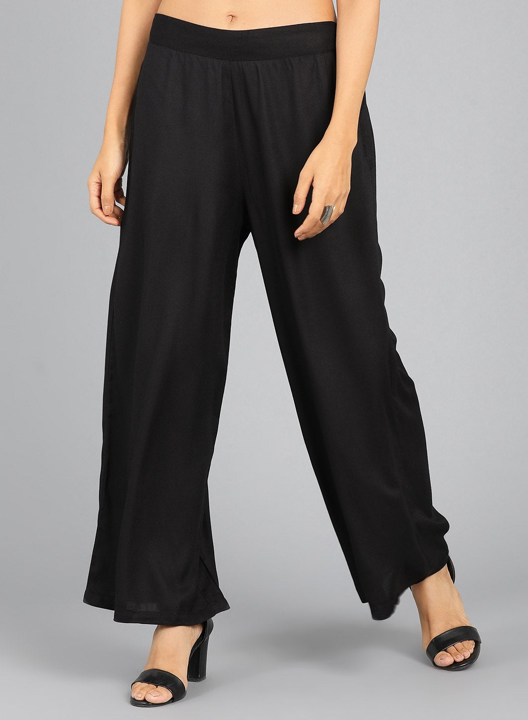 https://cdn.shopify.com/s/files/1/0722/3148/5636/files/18AUW61046-11617_2_35f3d651-e081-47dc-be5f-314aa01d60fe.jpg?v=1760468410