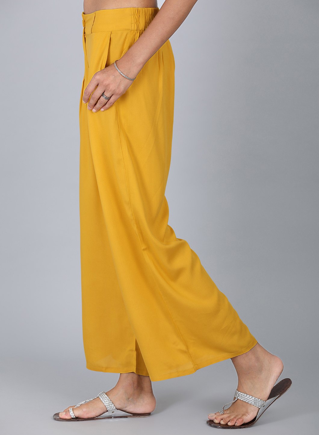 https://cdn.shopify.com/s/files/1/0722/3148/5636/files/18FE60381-12111_3_aa5edec7-ad41-403f-8587-8b17e04232f5.jpg?v=1772276332