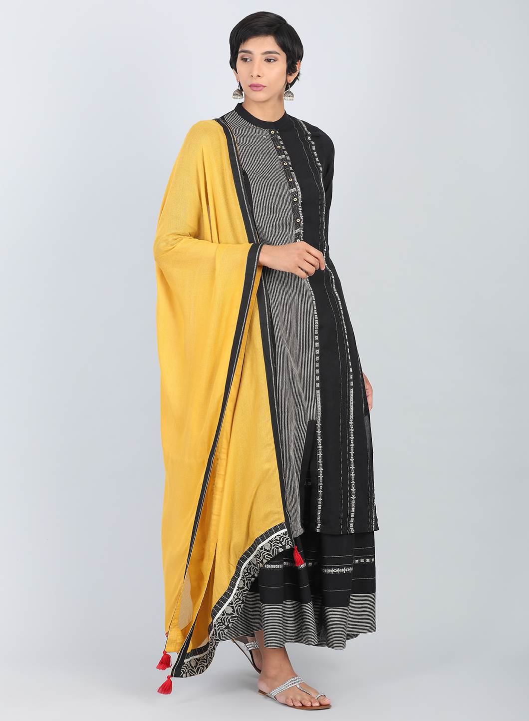 https://cdn.shopify.com/s/files/1/0722/3148/5636/files/18FE81101-12397_1_b543bd04-50c4-4ff4-9e8b-04f1757e17dc.jpg?v=1760596602