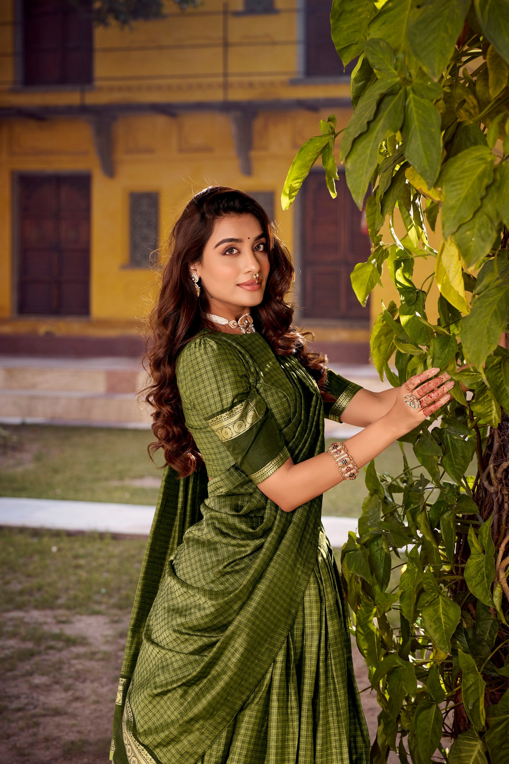 Lorenvalley Fashion Mehendi Chettinad Cotton Chex with Zari Weaving Work Lehenga Choli with Dupatta