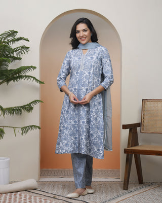 Vaasva Women Grey Panel Kurta With Cotton Pant & Dupatta