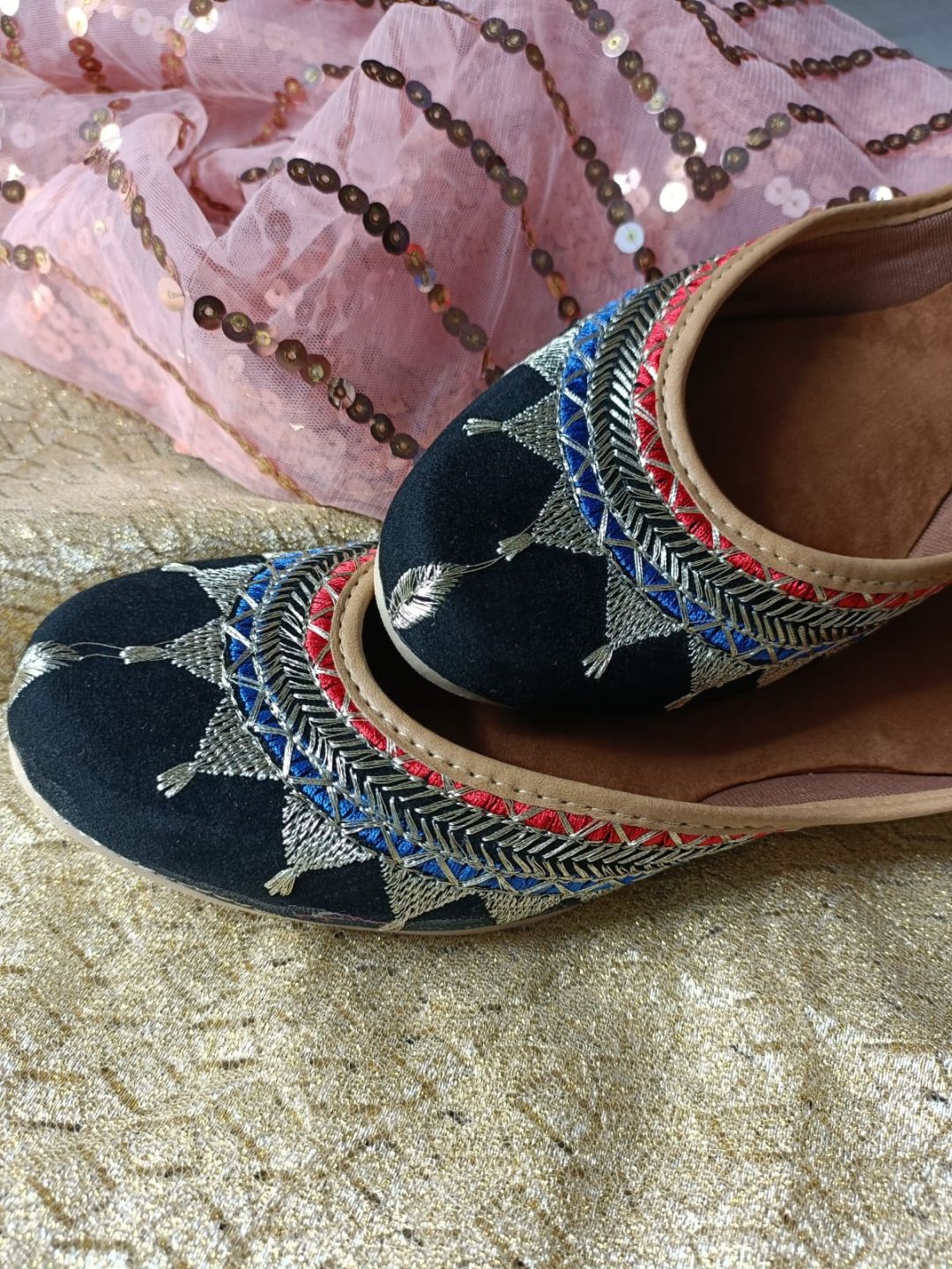Desi Colour Women Indian Ethnic Footwear-Embroidered Black Zari - Distacart