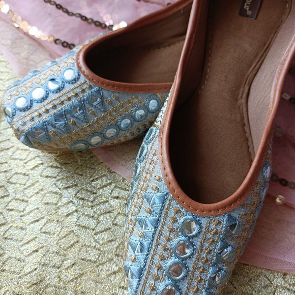 Desi Colour Women Indian Ethnic Footwear-Mini Dabka-Grey Mirror Lines - Distacart