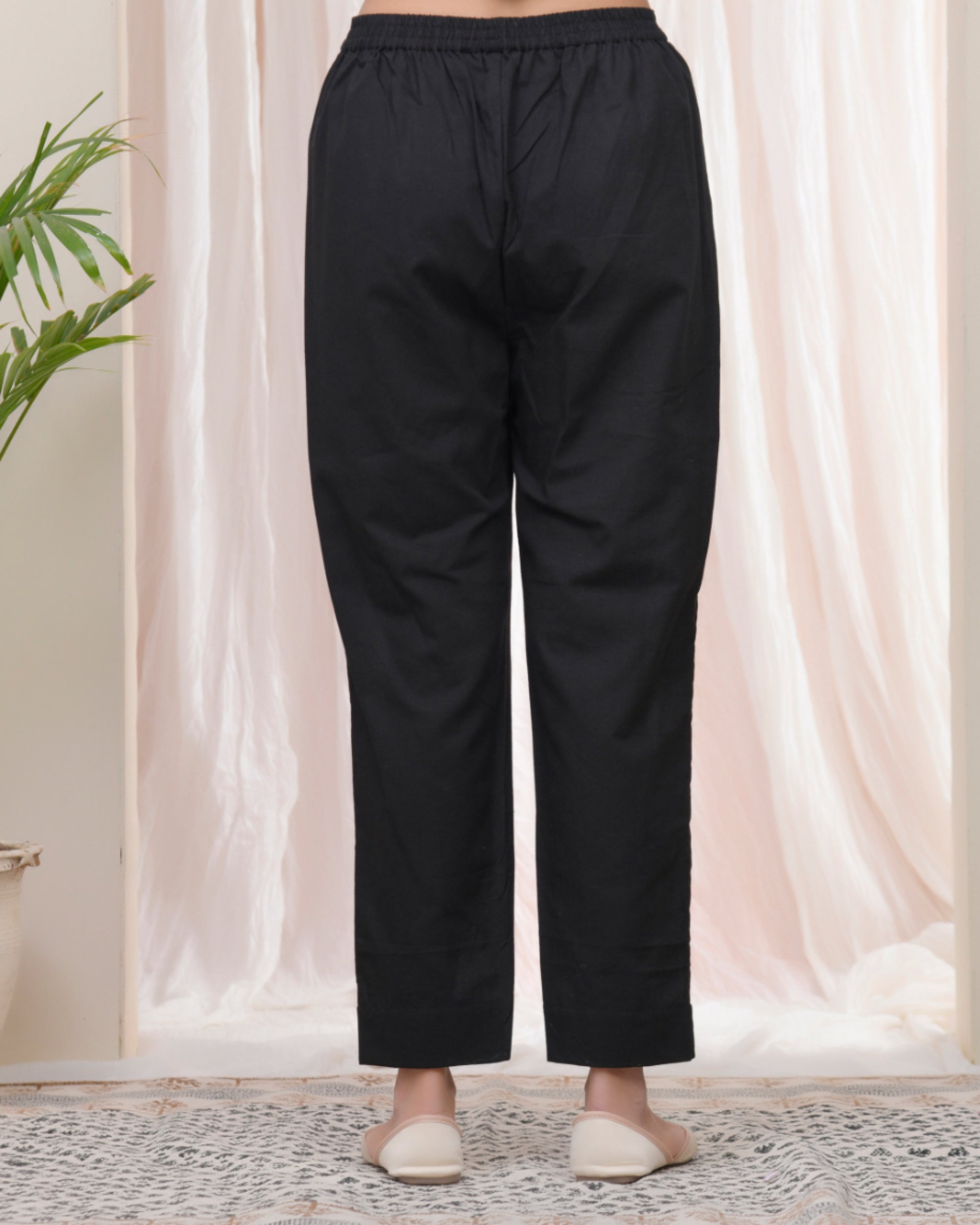 Vaasva Women Black Cotton Flax Solid Straight Pants