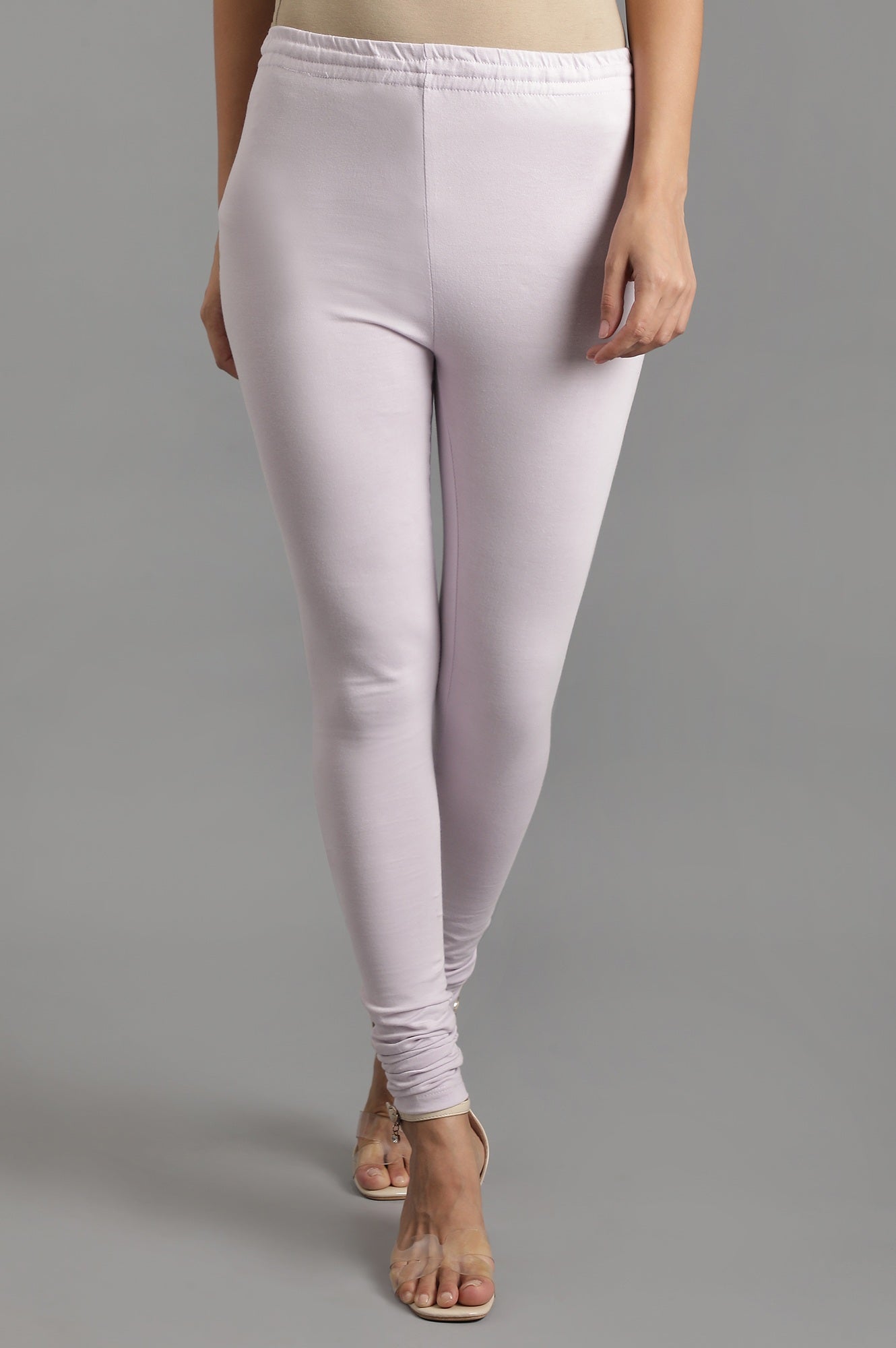 https://cdn.shopify.com/s/files/1/0722/3148/5636/files/19AUW094-212618_2_55e6530e-e478-4289-8eaf-844deffc2128.jpg?v=1772275569