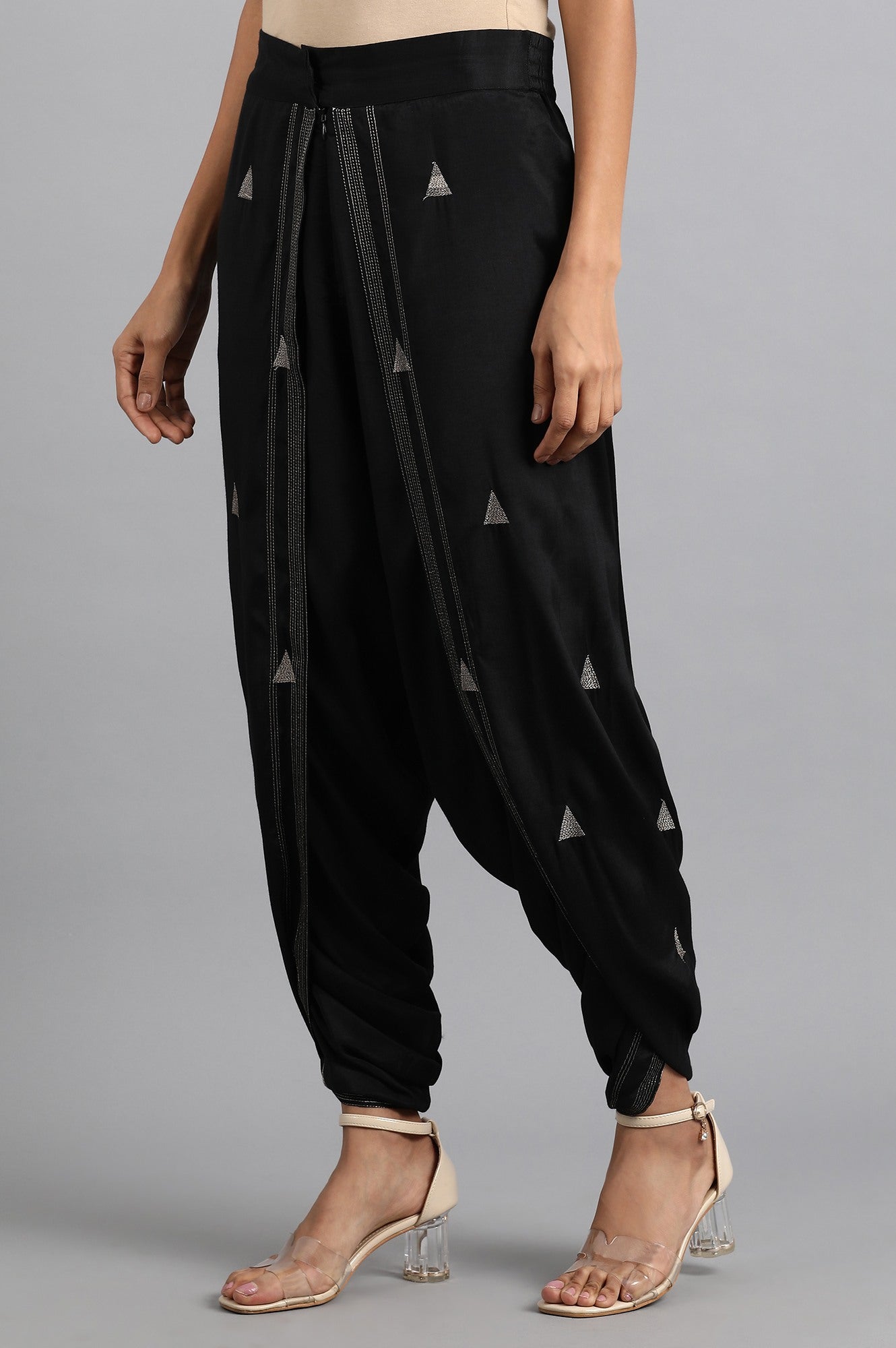 https://cdn.shopify.com/s/files/1/0722/3148/5636/files/19AUW60708-113133_3_fbcfcc75-3048-4bd3-b533-c0afeb17d314.jpg?v=1760596964
