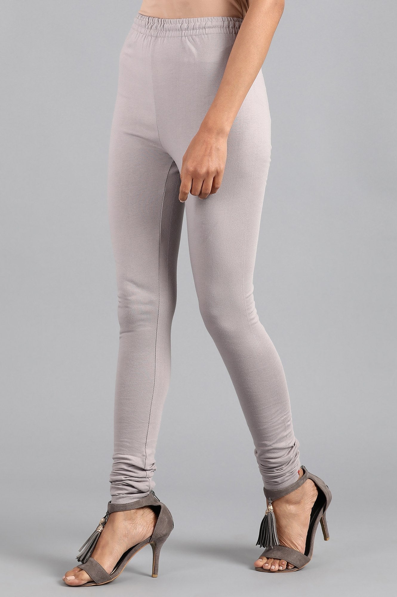 https://cdn.shopify.com/s/files/1/0722/3148/5636/files/19FEW094-211482_3_9d6ac2df-01b7-4367-b884-51f09e0cc87b.jpg?v=1760609442