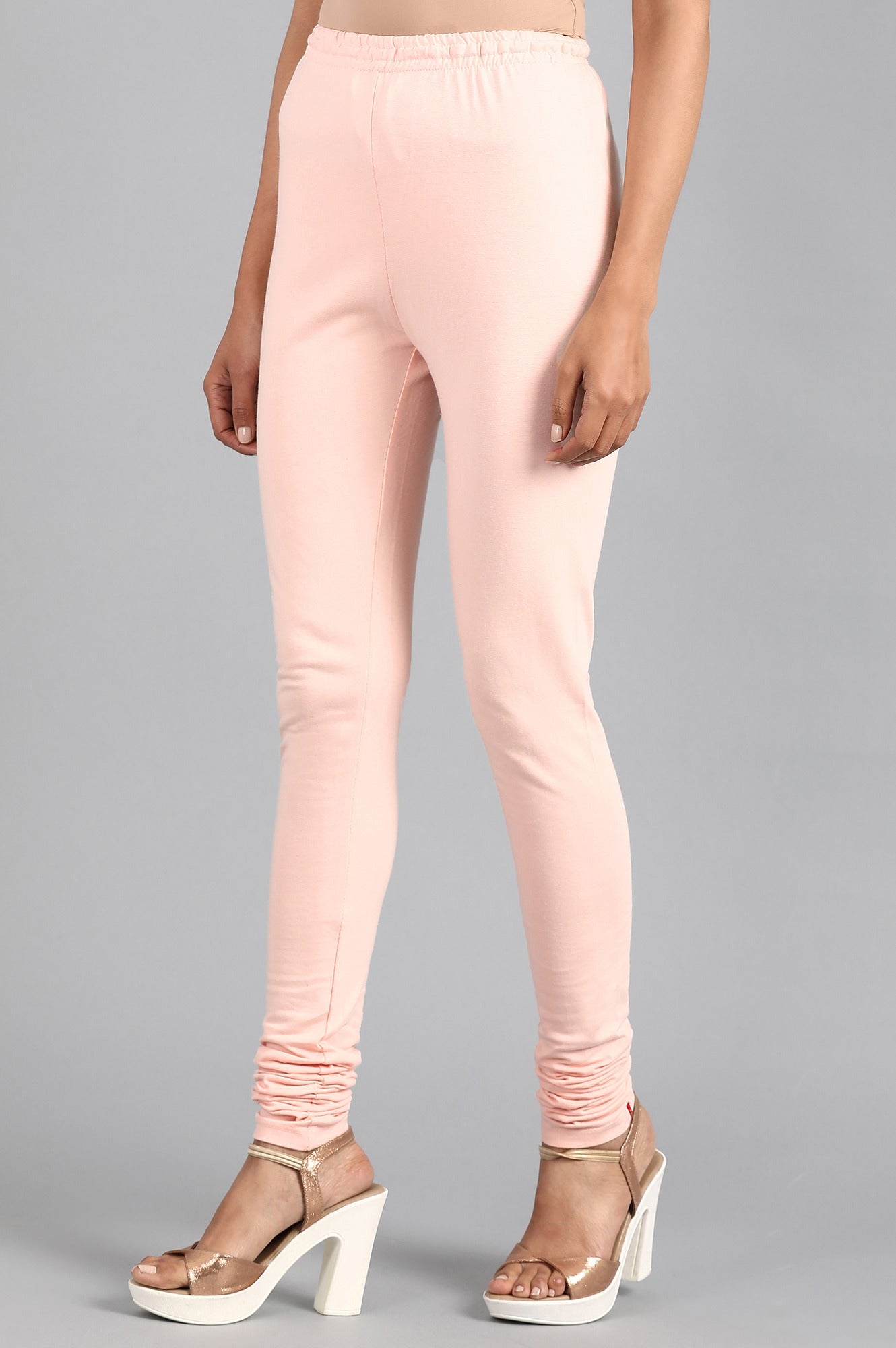 https://cdn.shopify.com/s/files/1/0722/3148/5636/files/19FEW094-211487_3_abe97f05-df73-40cf-bdc2-c9b4fff20e52.jpg?v=1772277295