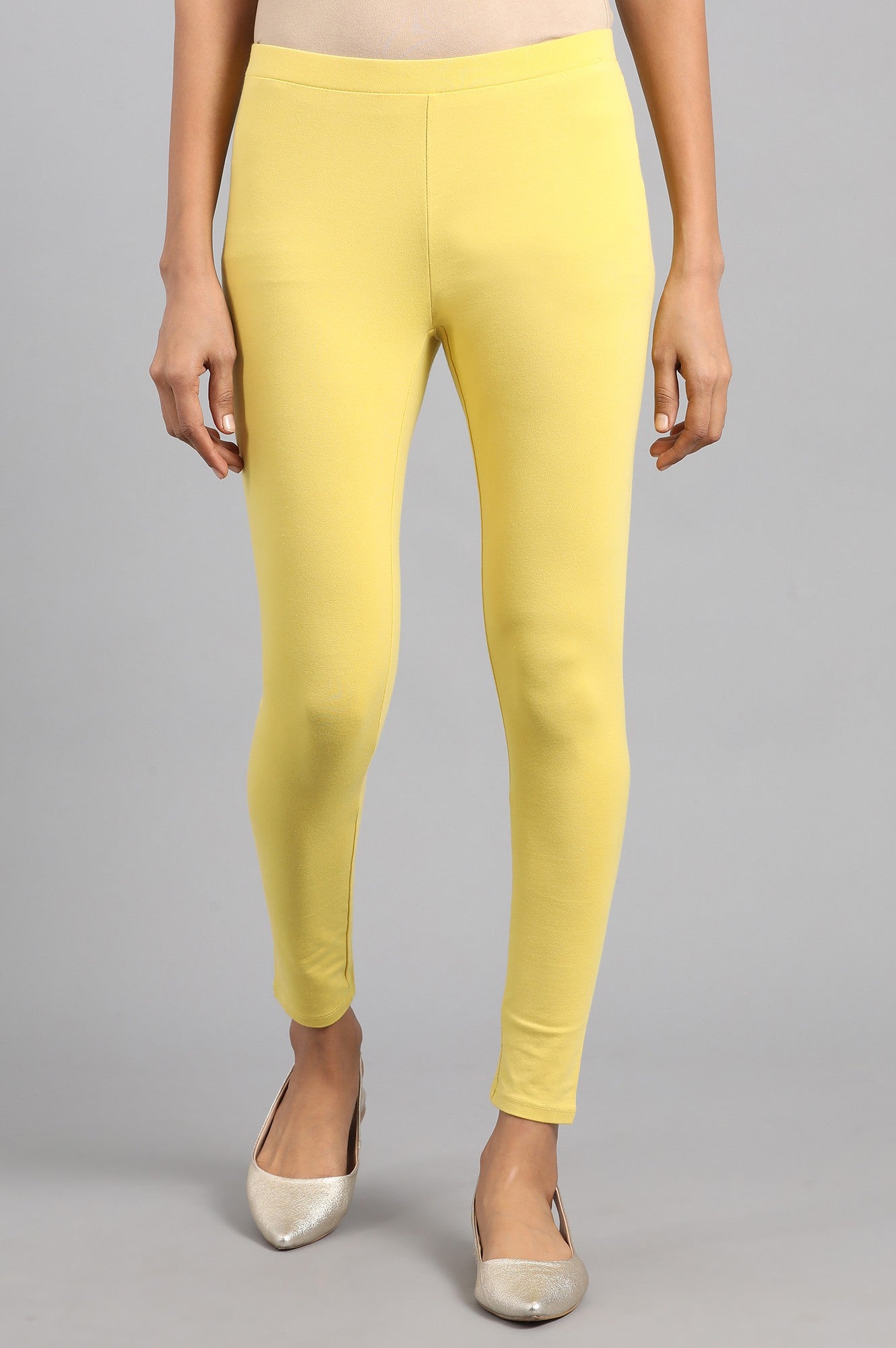 https://cdn.shopify.com/s/files/1/0722/3148/5636/files/19FEW60105-211397_2_a1ce2829-2db6-4434-b1eb-8d8ef5d18b03.jpg?v=1760597052
