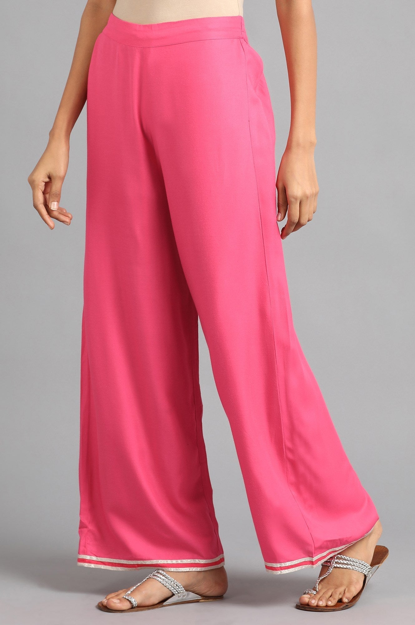 https://cdn.shopify.com/s/files/1/0722/3148/5636/files/19FEW60286-210403_3_0f31487b-cb5a-4be4-806d-adb71f173fcd.jpg?v=1760597096