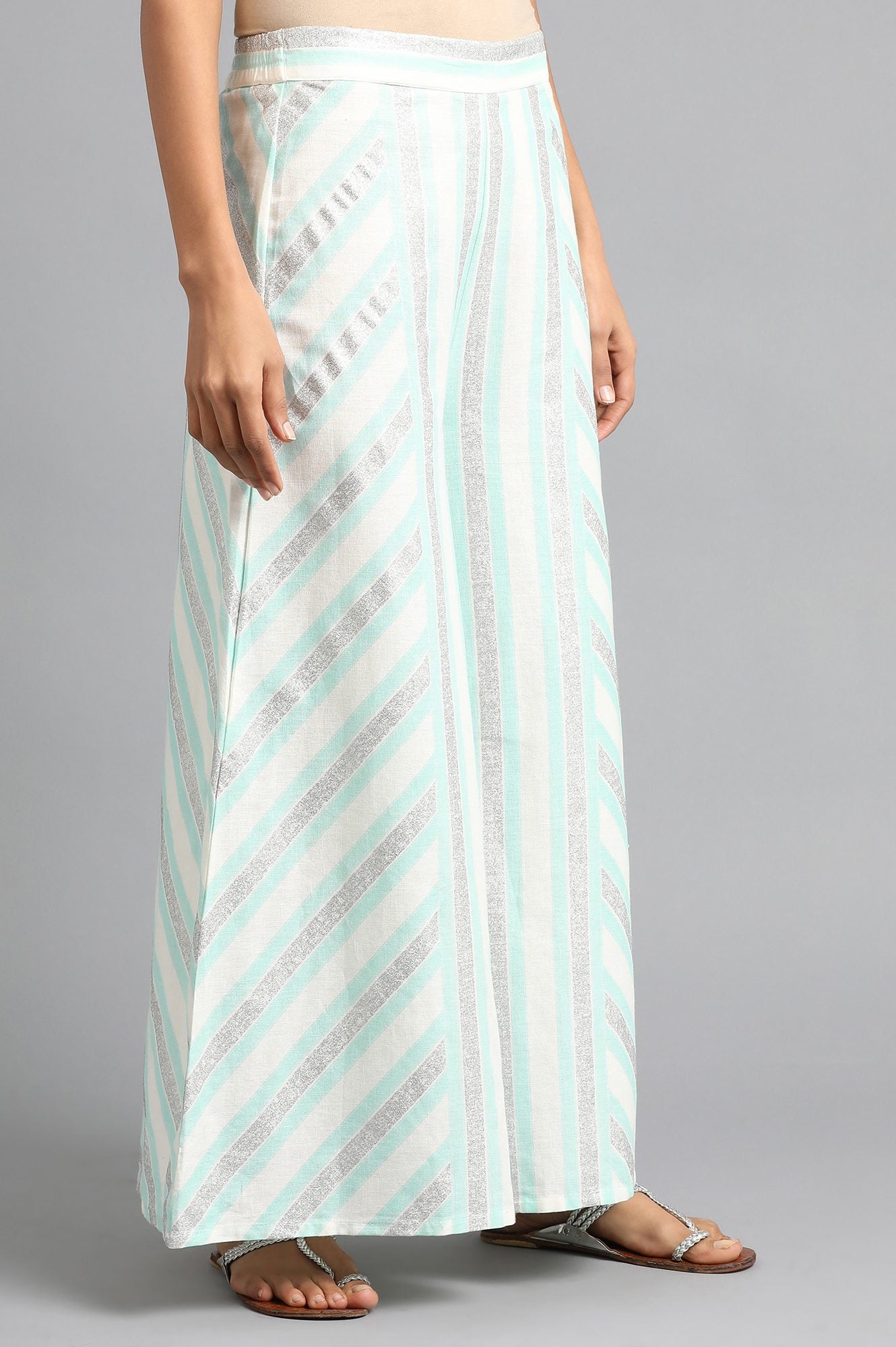 https://cdn.shopify.com/s/files/1/0722/3148/5636/files/19FEW60799-51449_4_6f30d2da-96fa-4765-a5e8-4d0f27b1c570.jpg?v=1760599465
