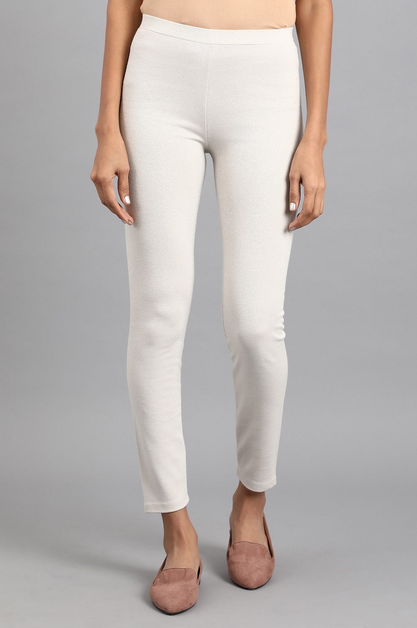 https://cdn.shopify.com/s/files/1/0722/3148/5636/files/19NOW60375-210445_2_d445e5f3-bcb9-4eda-a928-4261872db079.jpg?v=1760600796