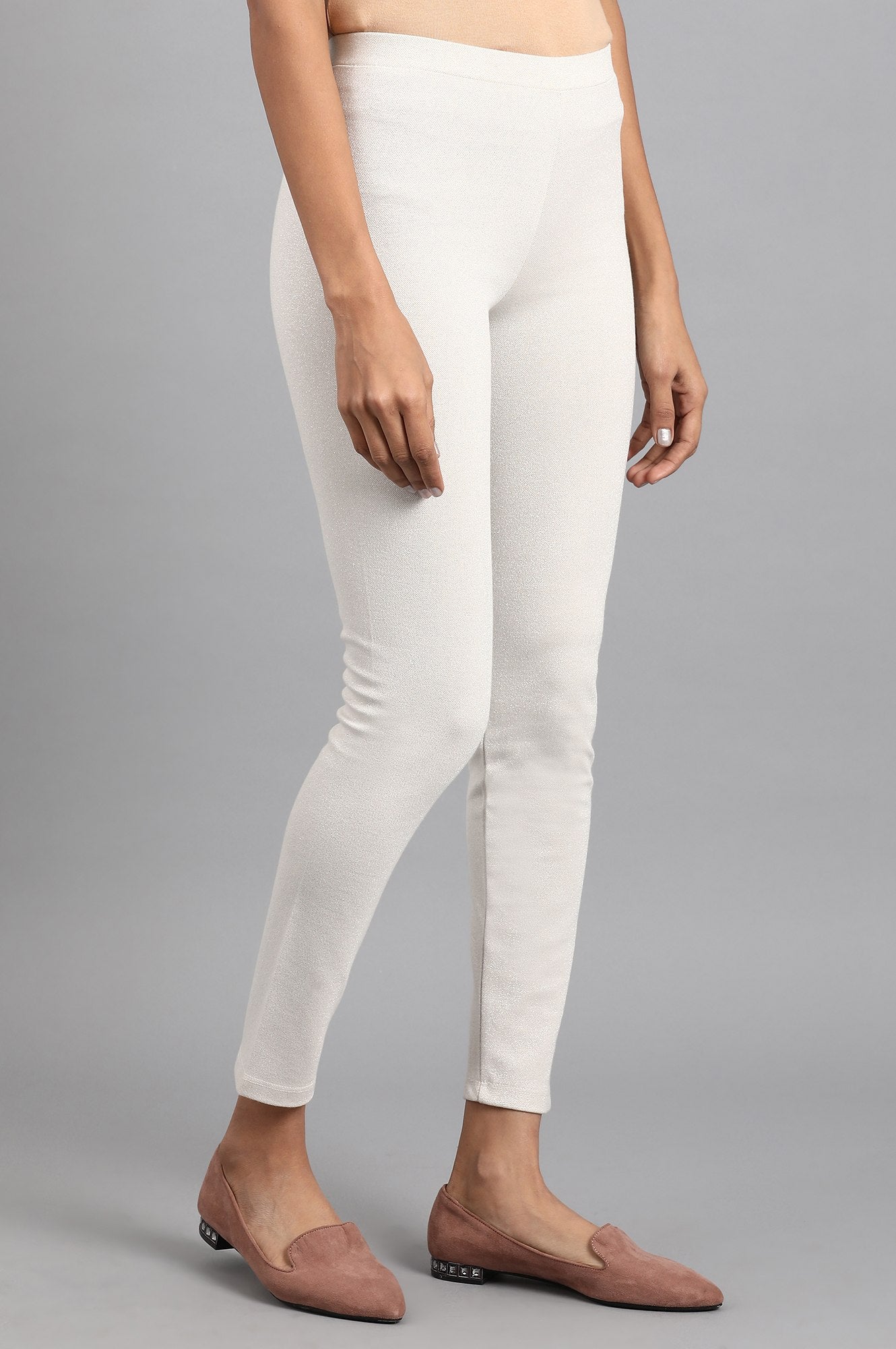 https://cdn.shopify.com/s/files/1/0722/3148/5636/files/19NOW60375-210445_4_2d80e151-2004-4f70-8605-84c79afa16c4.jpg?v=1760600796