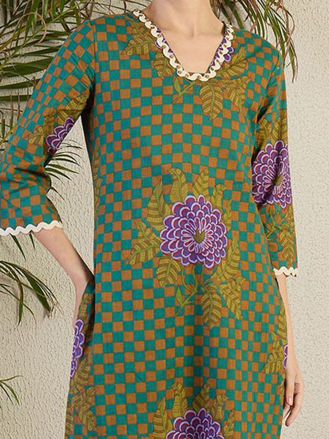 Indo Era Women Floral Printed Regular Beads and Stones Kurta with Trousers & With Dupatta