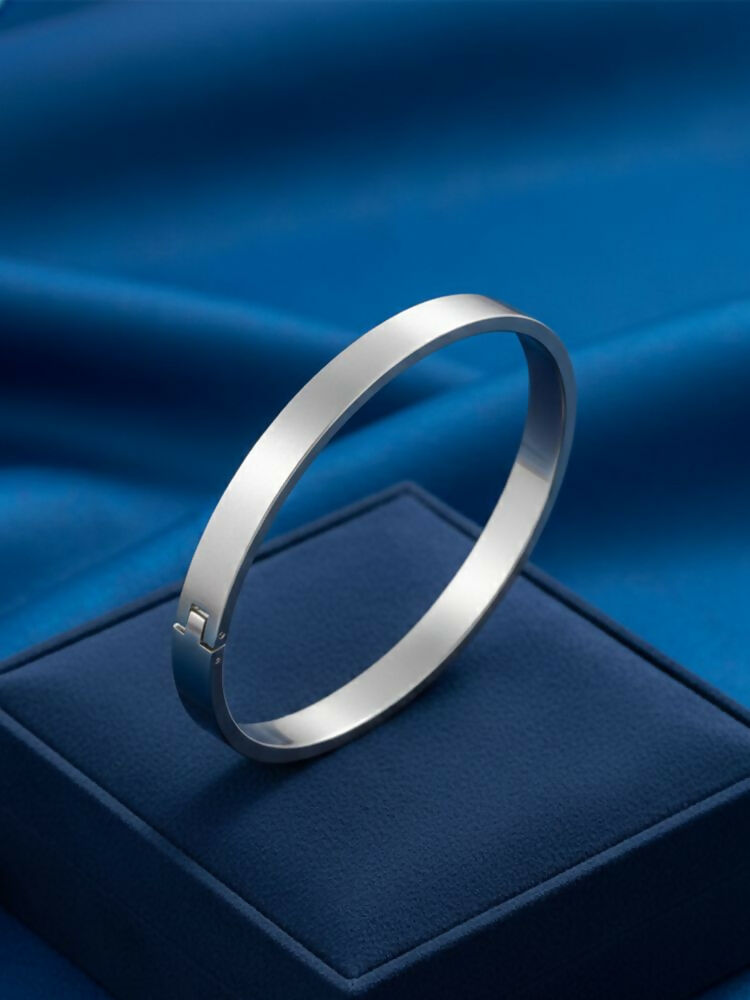 NVR Men's Silver Kada Bracelet - Distacart