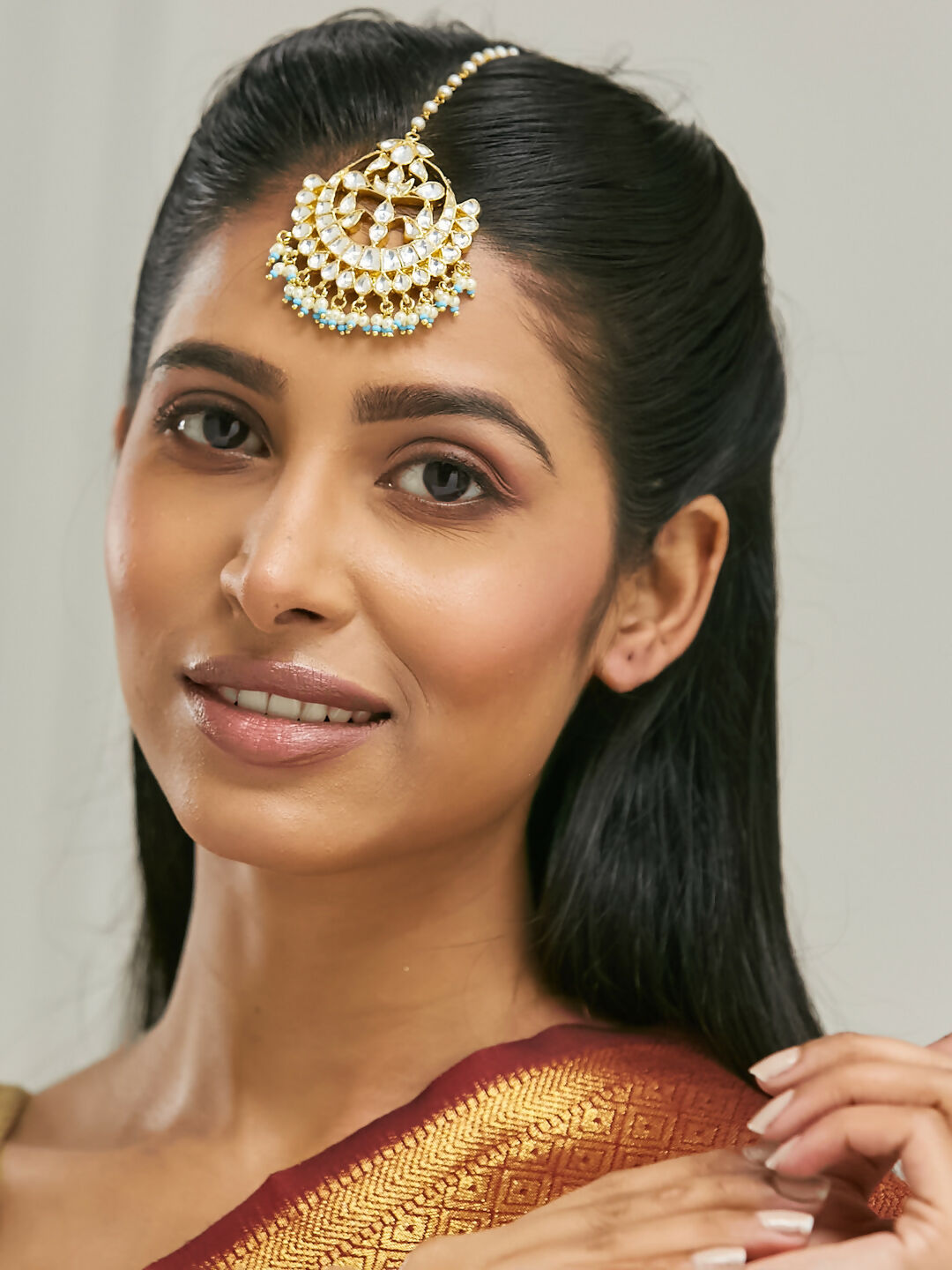 Nuyug 22k Gold Plated Crescent Maang Tikka