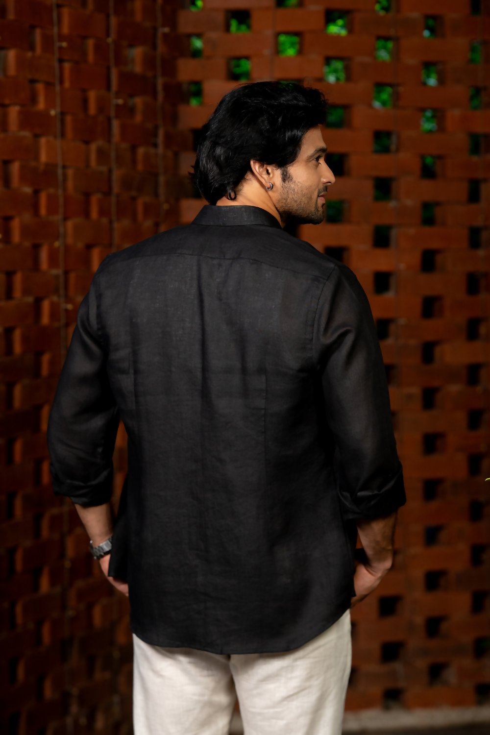 Linen Black Noir Breeze Shirt By Hilo Design