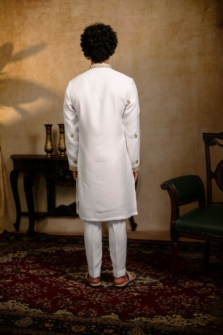Falling Raw Silk White Devalaya Kurta By Hilo Design