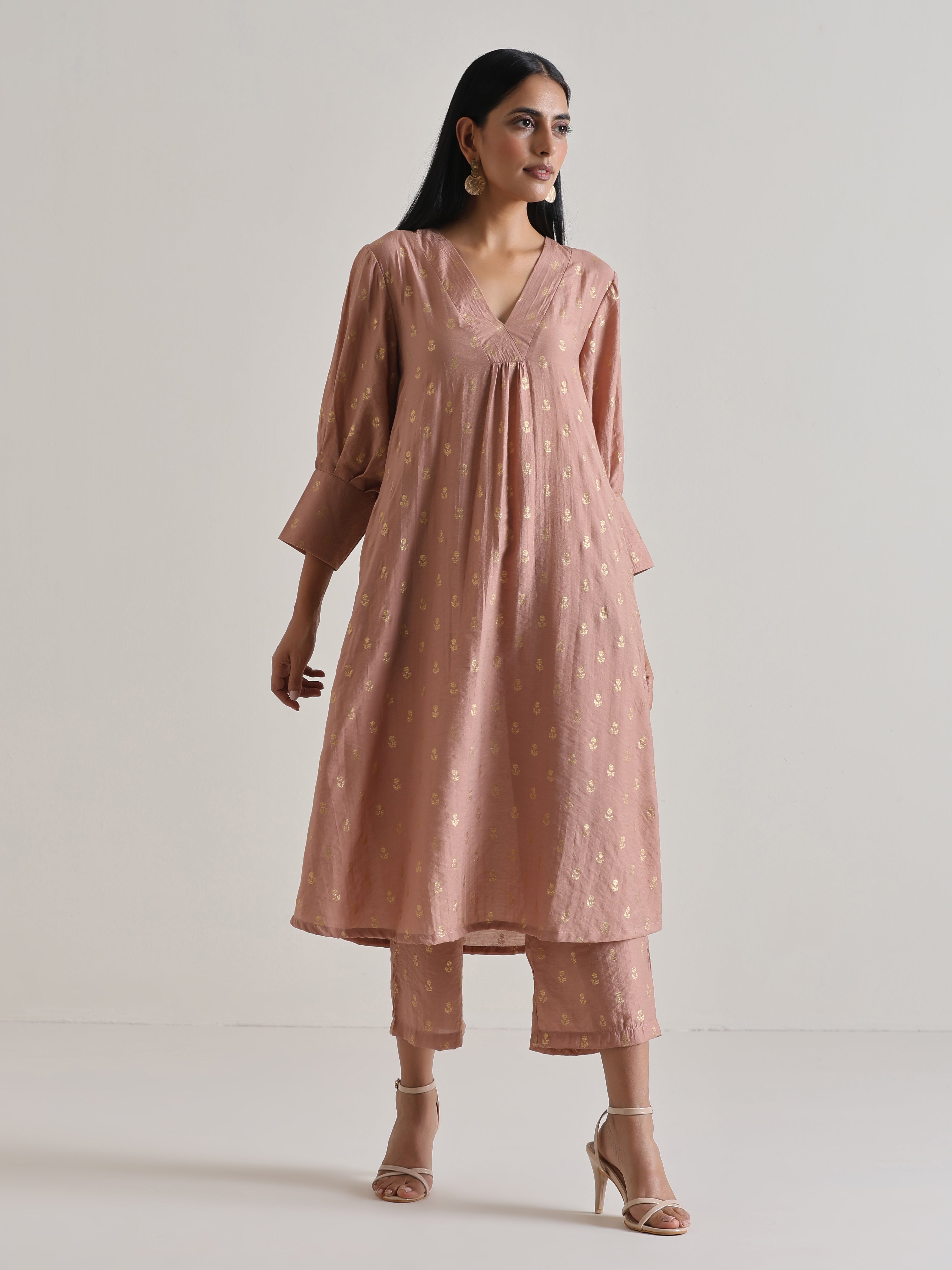 trueBrowns Beige Foil Puff Sleeve Kurta Set - Distacart