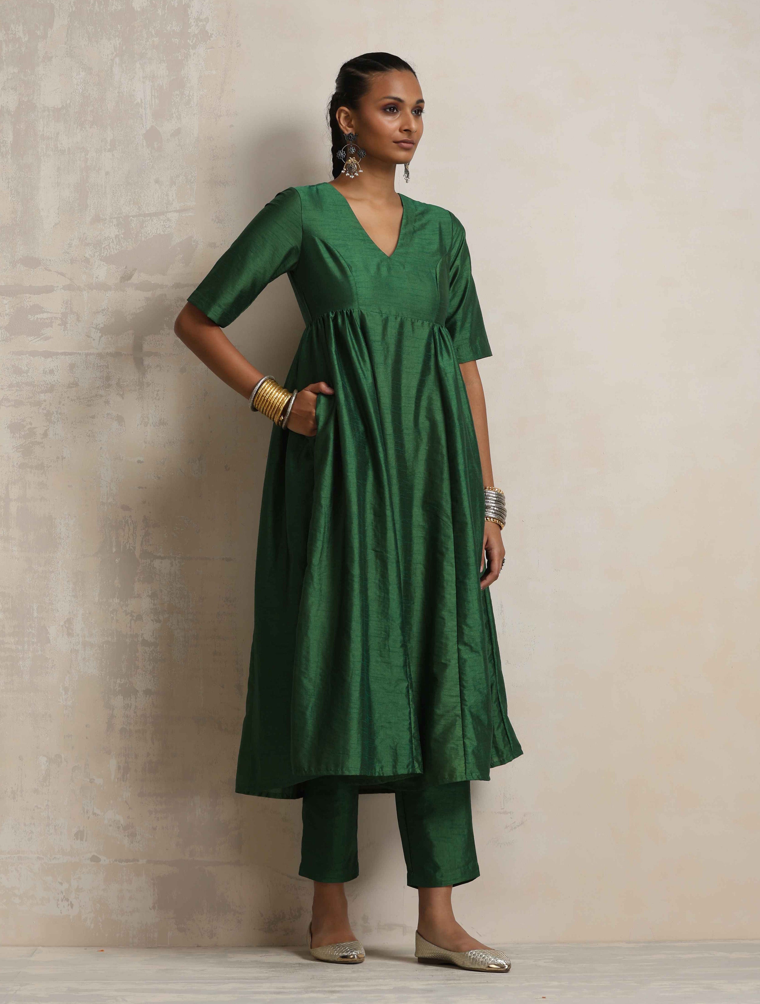 trueBrowns Dark Green Silk Arkali Flared Kurta Set - Distacart