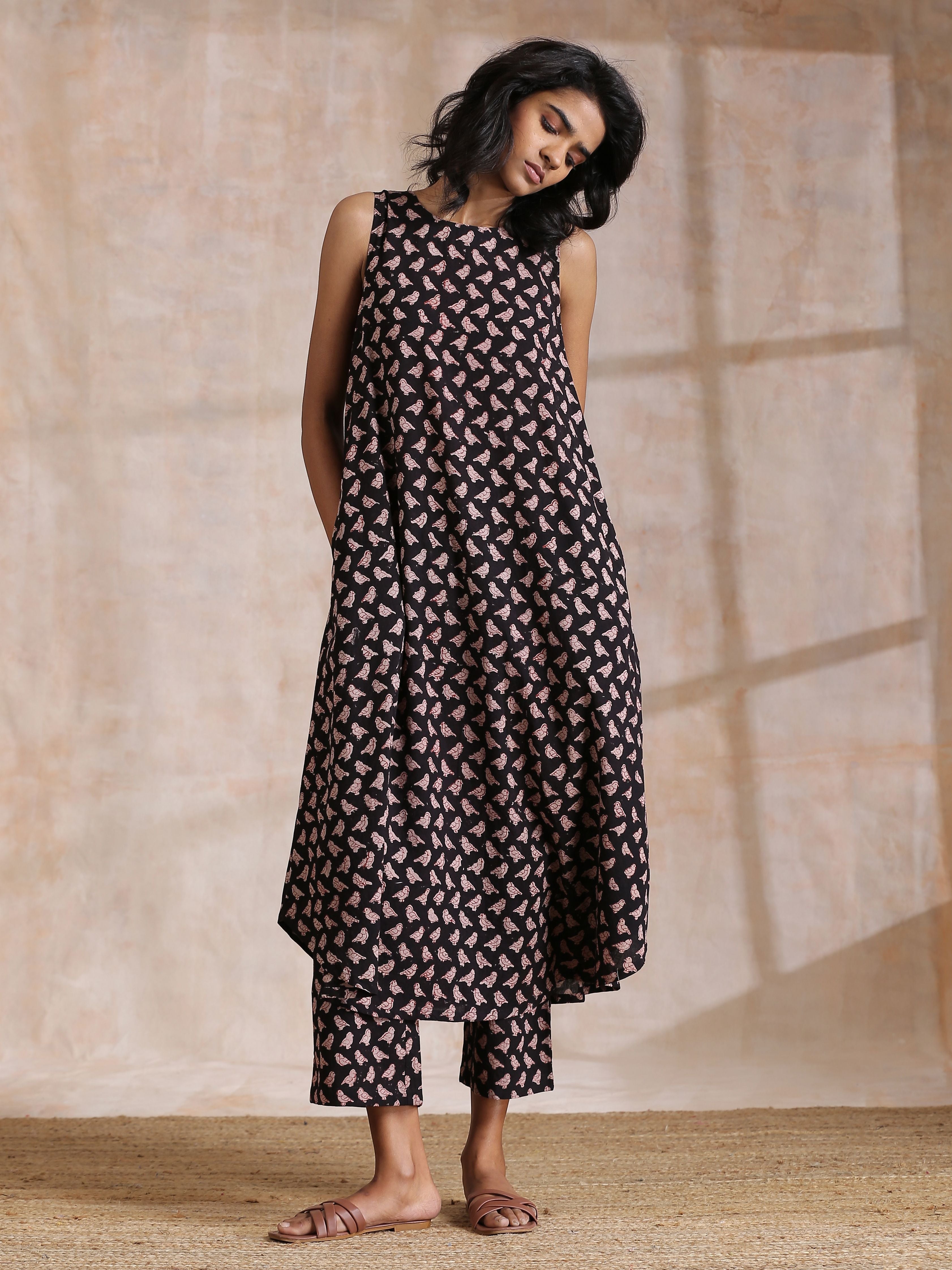 trueBrowns Black Bird Bagru Print Cotton Sleeveless Kurta Pant Set - Distacart