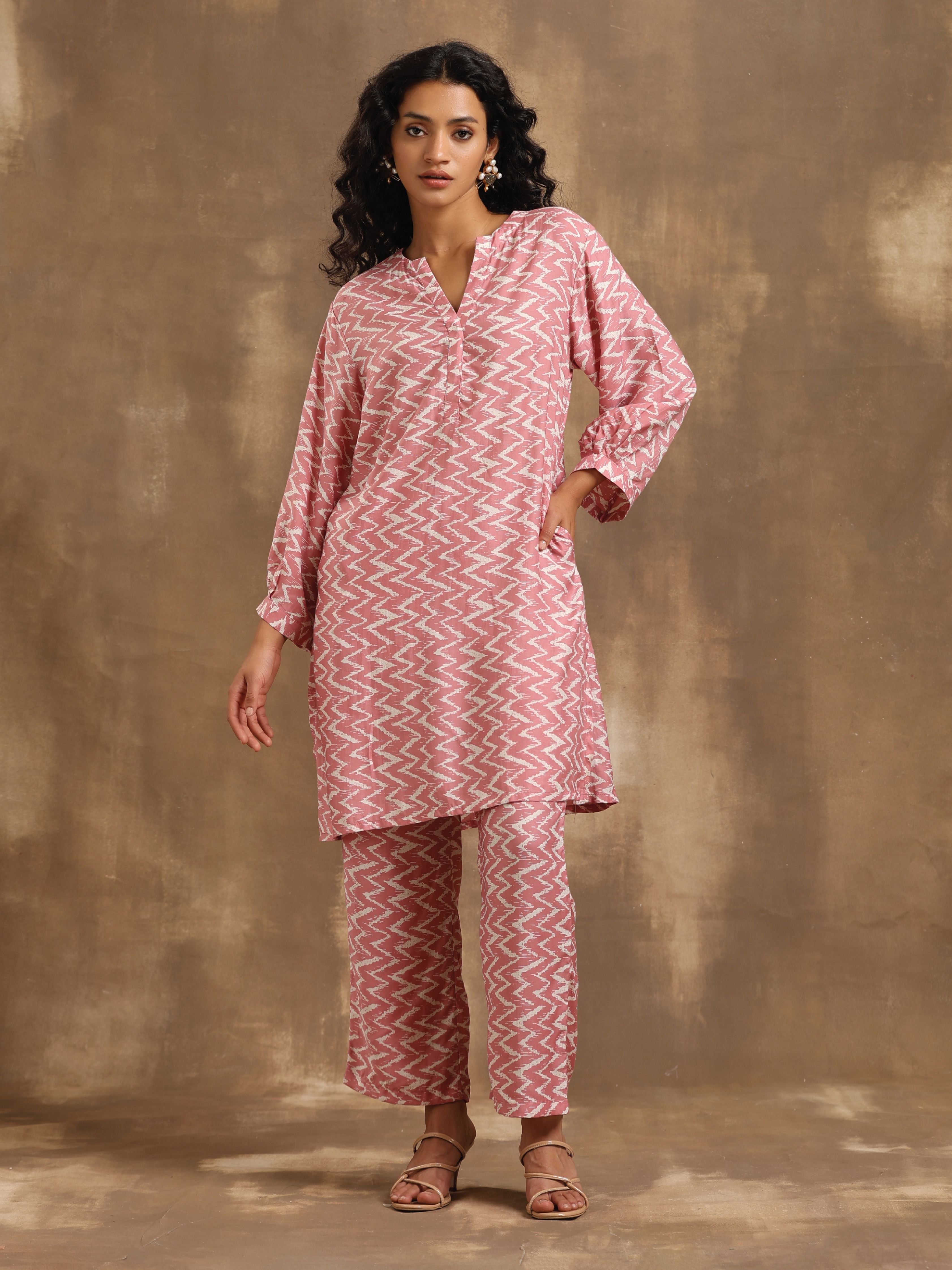 trueBrowns Light Mauve Zig-Zag Printed Silk Co-Ord Set - Distacart