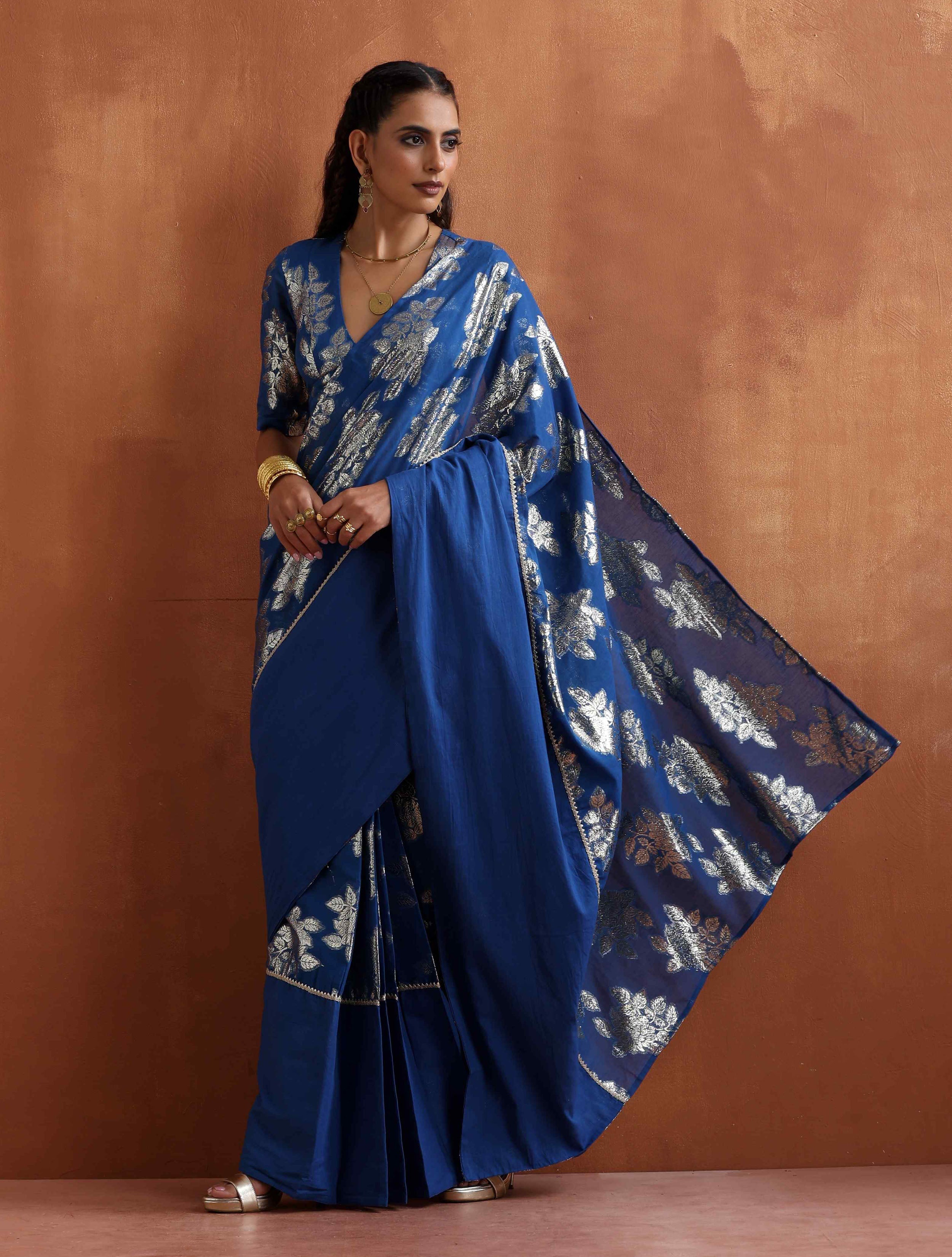 trueBrowns Blue Metallic Ready To Wear Saree - Distacart