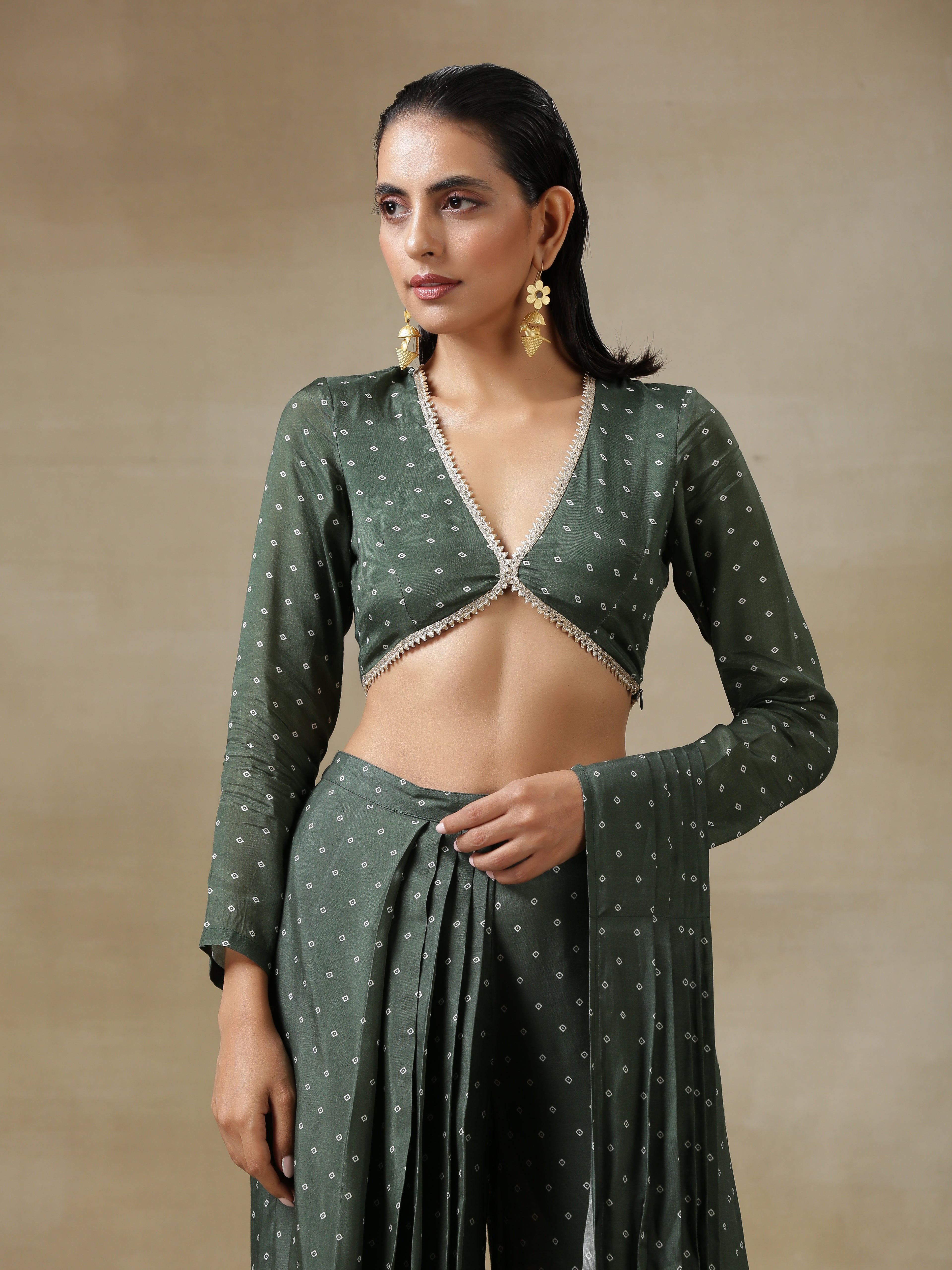 trueBrowns Dark Green Bandhani Printed Silk Full Sleeve Blouse - Distacart