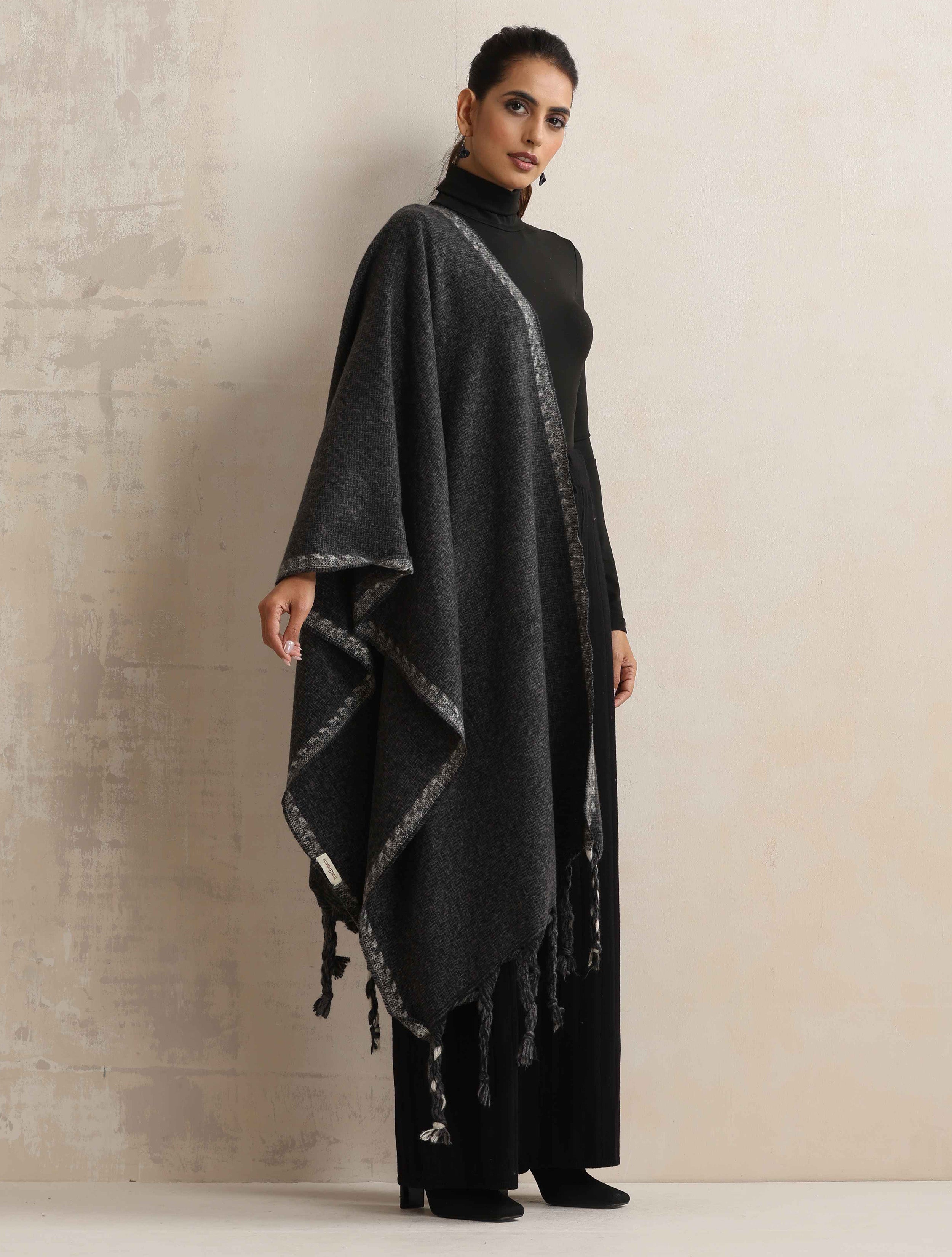 trueBrowns Black Tassel Woollen Stole - Distacart