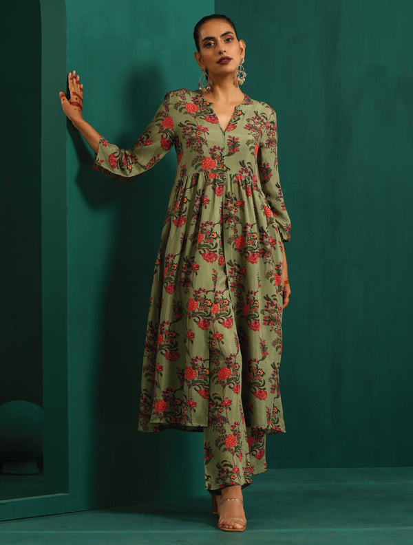 trueBrowns Green Floral Muslin Silk Printed Front Slit Kurta Pant Set - Distacart