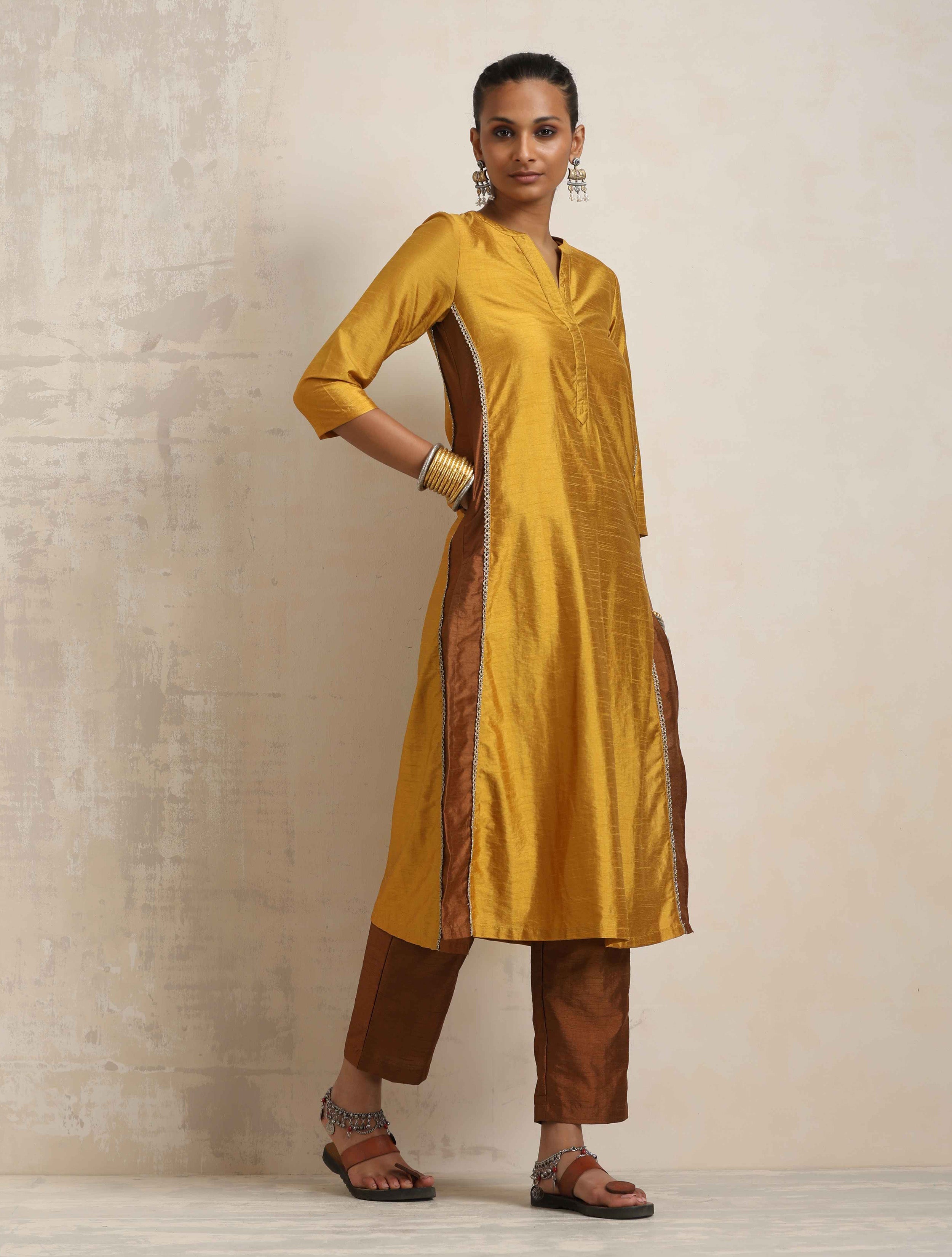 trueBrowns Gold Silk Kurta Set - Distacart
