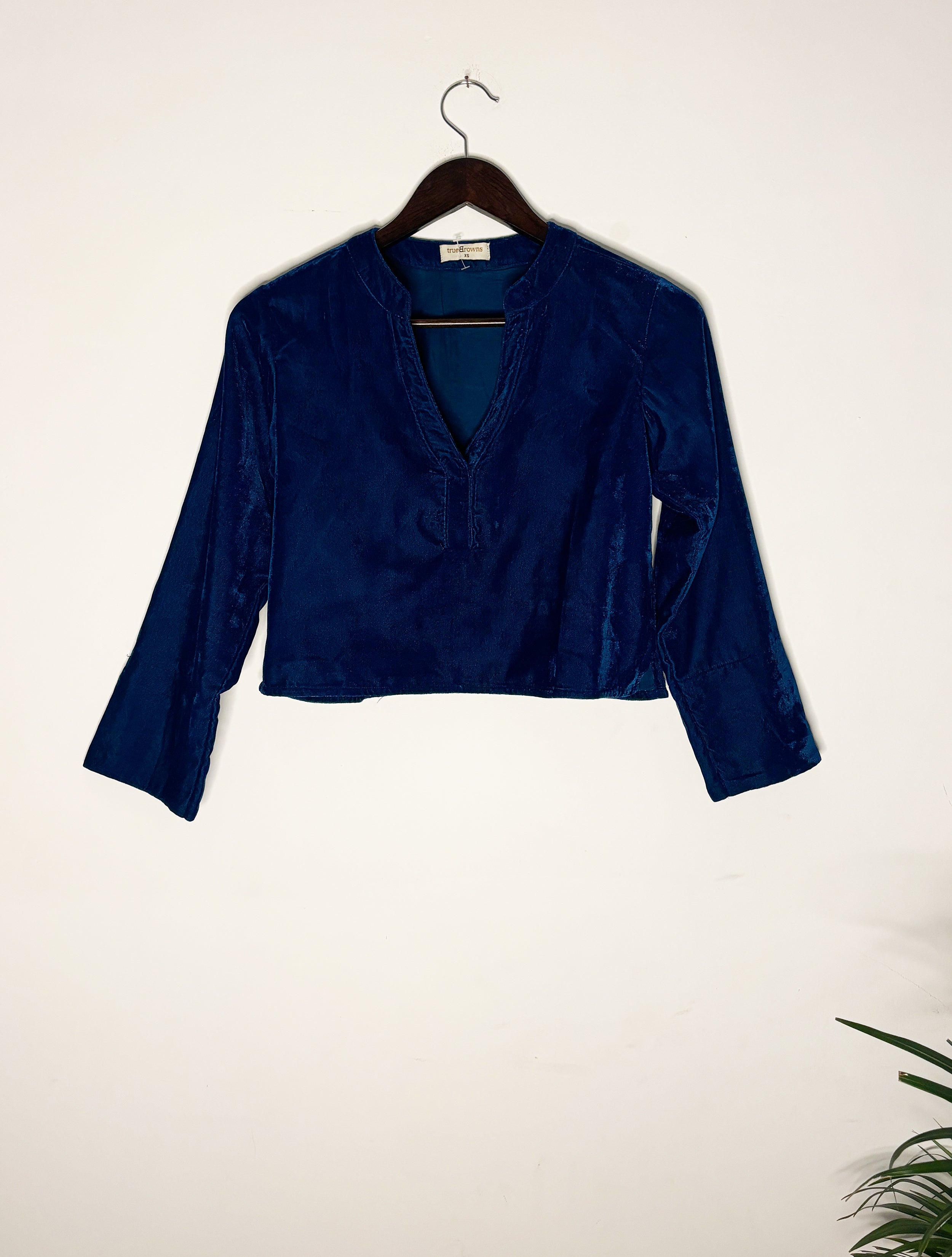 trueBrowns Dark Blue Velvet Blouse - Distacart